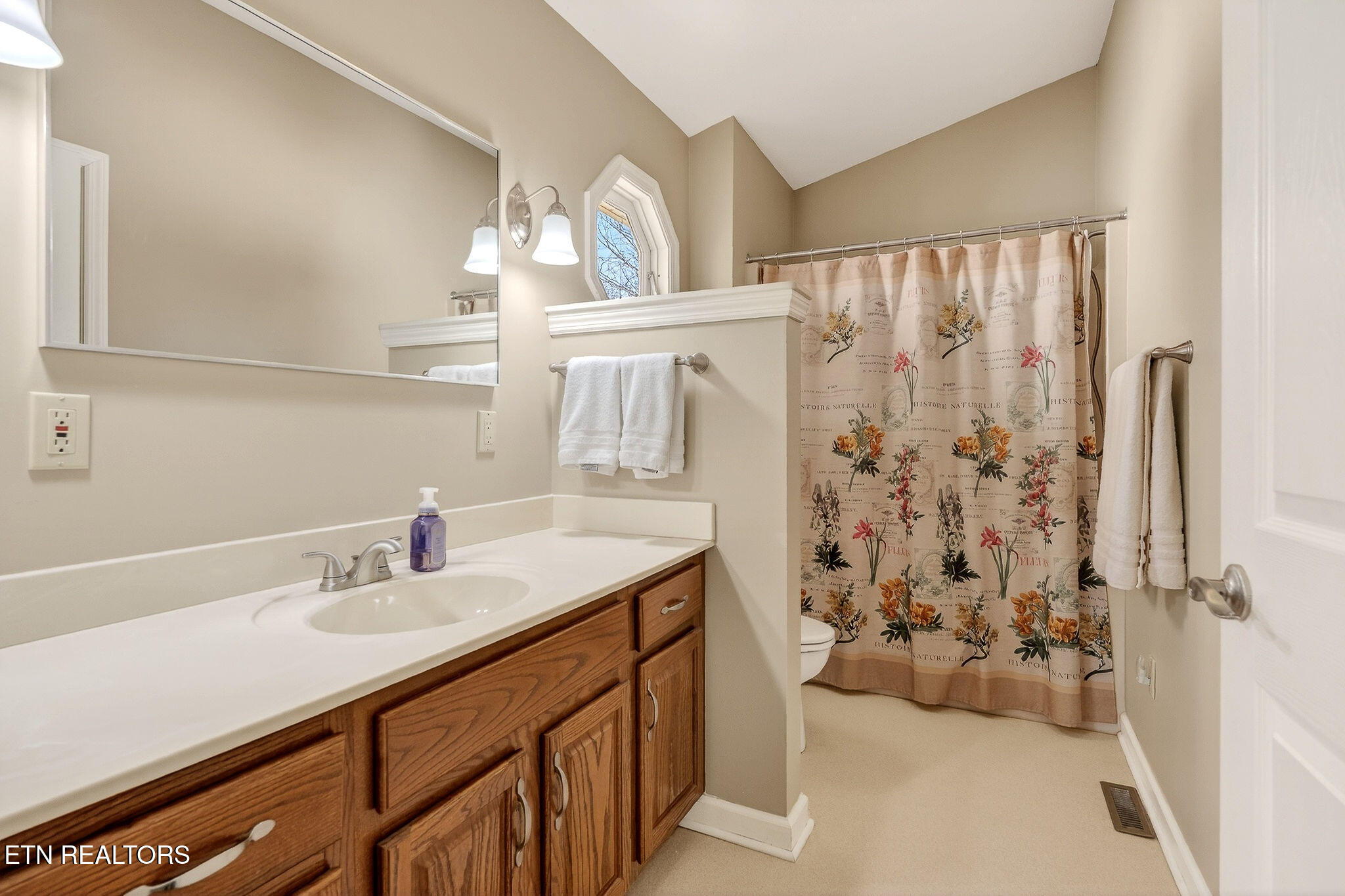 110 Friar Lane Crossville TN 38558