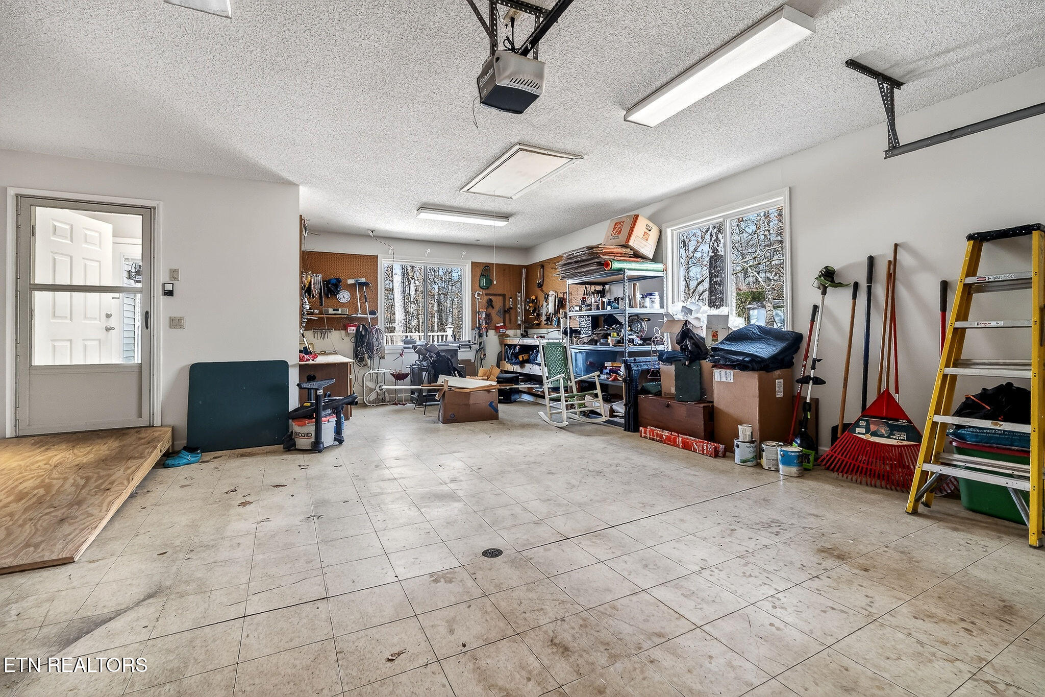 110 Friar Lane Crossville TN 38558