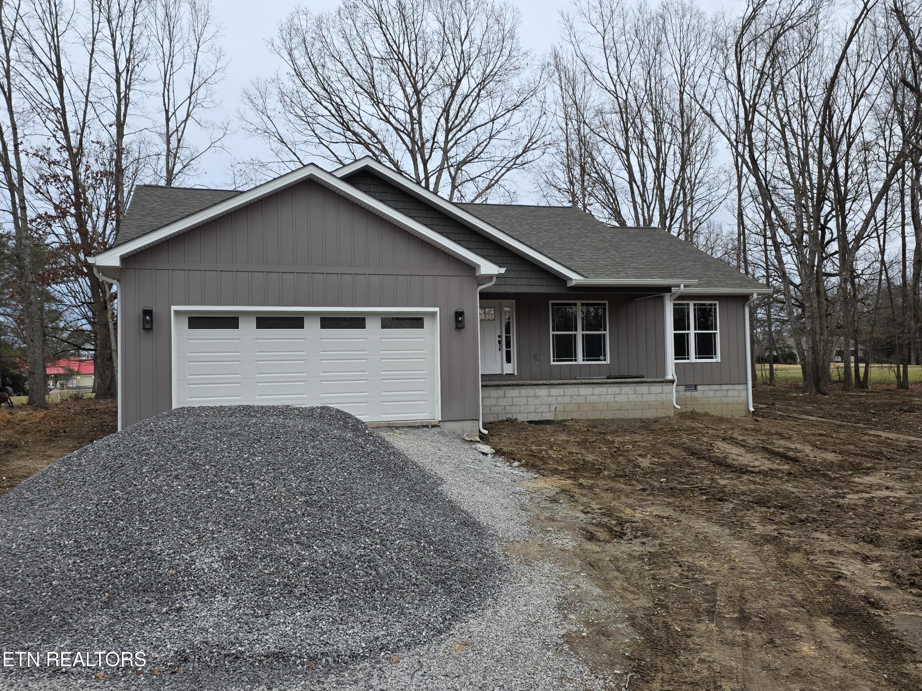 3124 Seminole Loop Crossville TN 38572