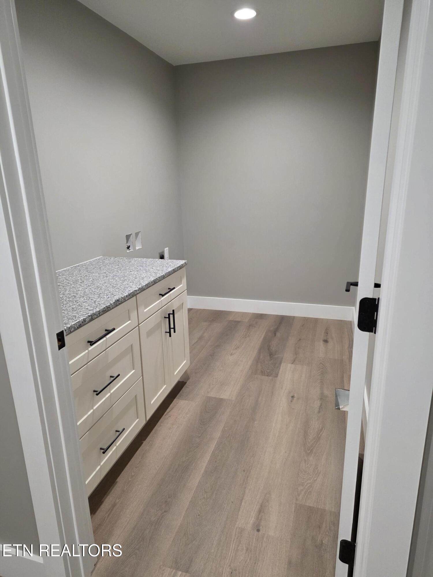 3124 Seminole Loop Crossville TN 38572