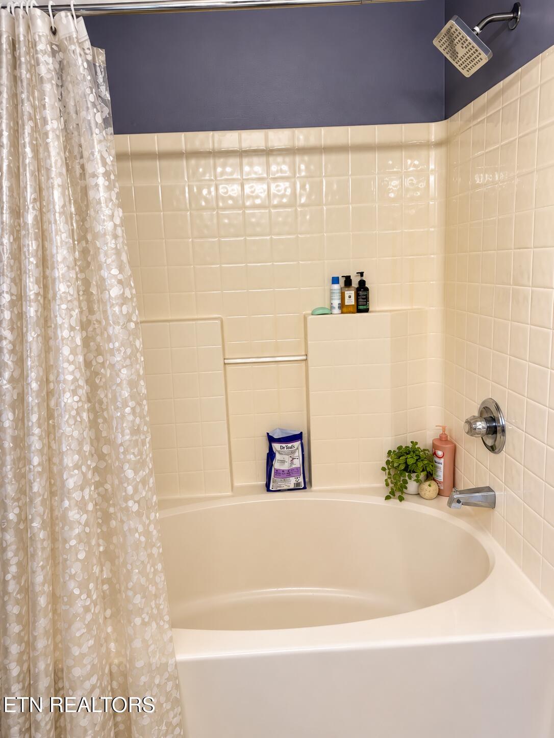 6926 Saint Croix Lane Knoxville TN 37918