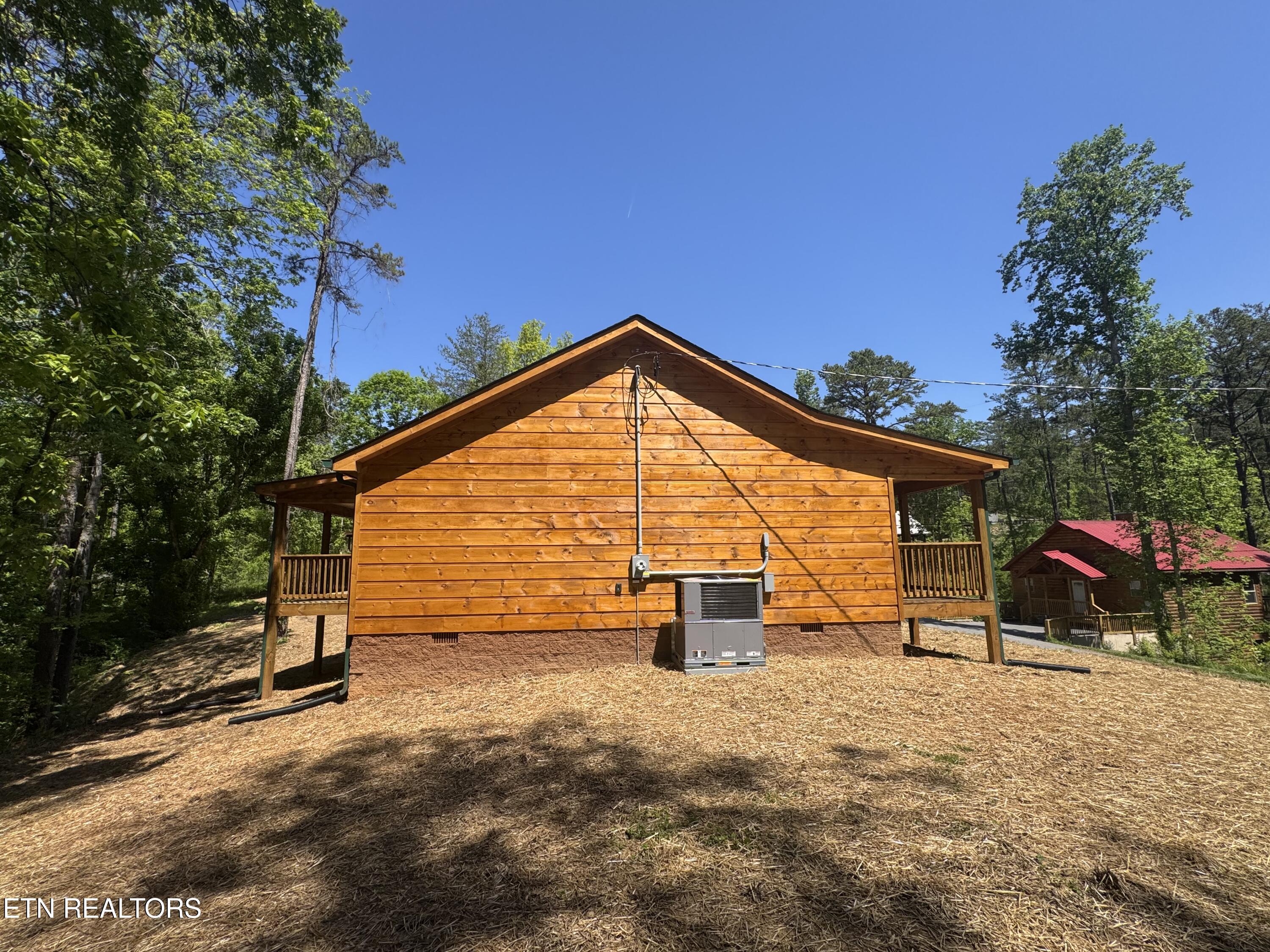 4002 Wears Cove Road Sevierville TN 37862