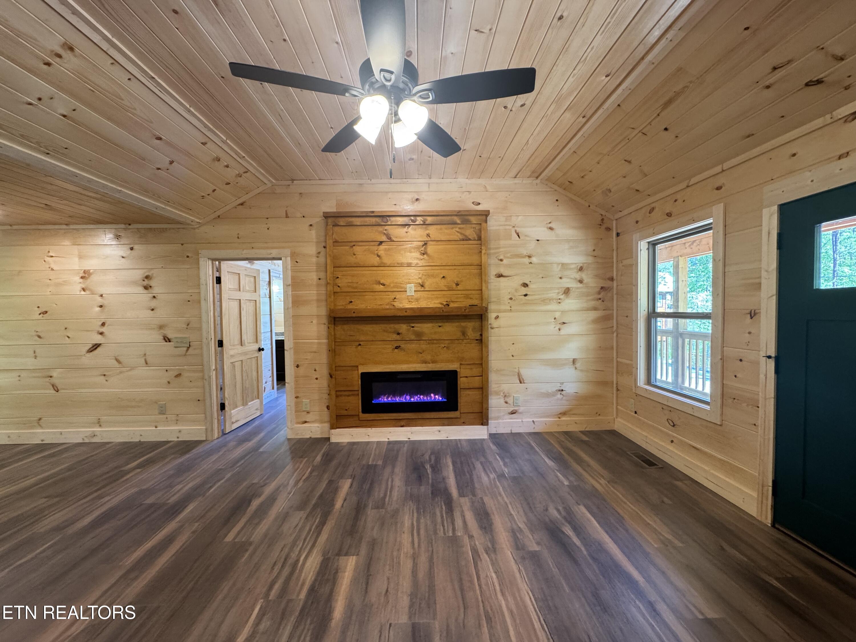 4002 Wears Cove Road Sevierville TN 37862