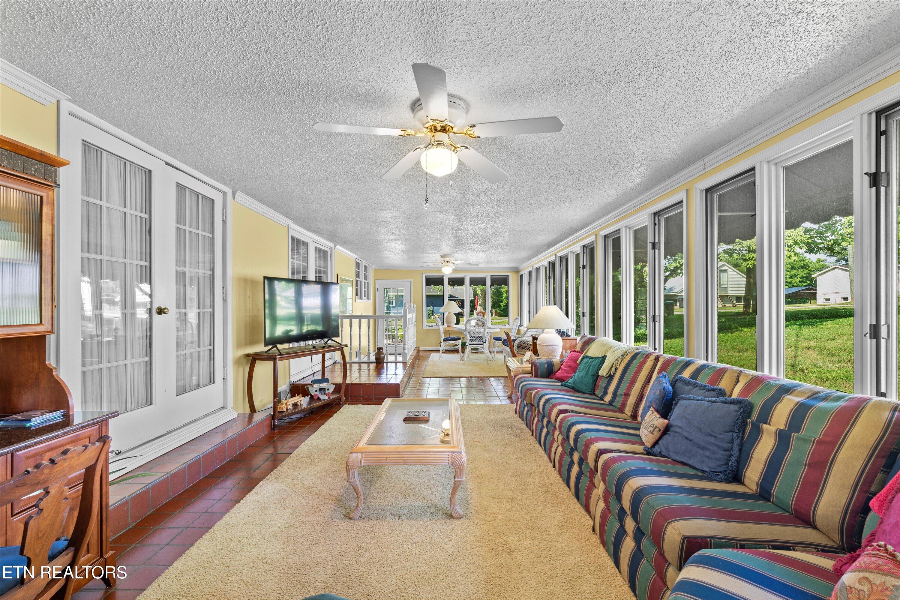 212 Old Athens Pike Sweetwater TN 37874
