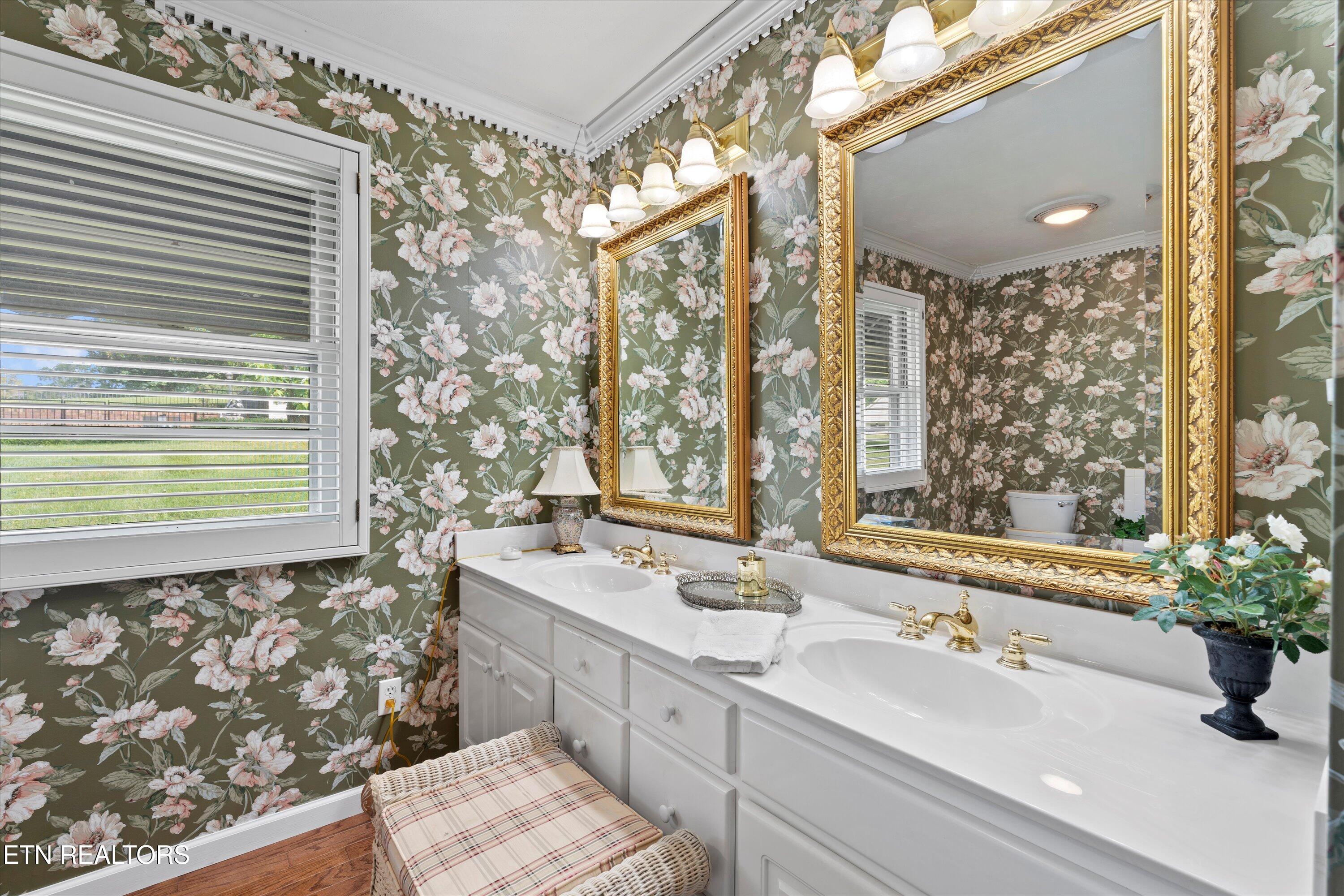 212 Old Athens Pike Sweetwater TN 37874
