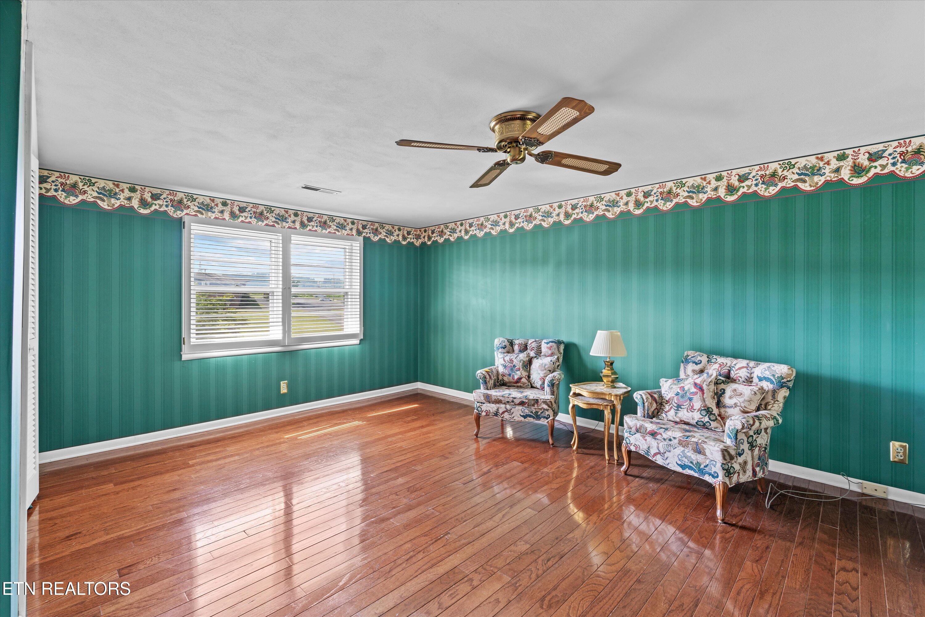 212 Old Athens Pike Sweetwater TN 37874