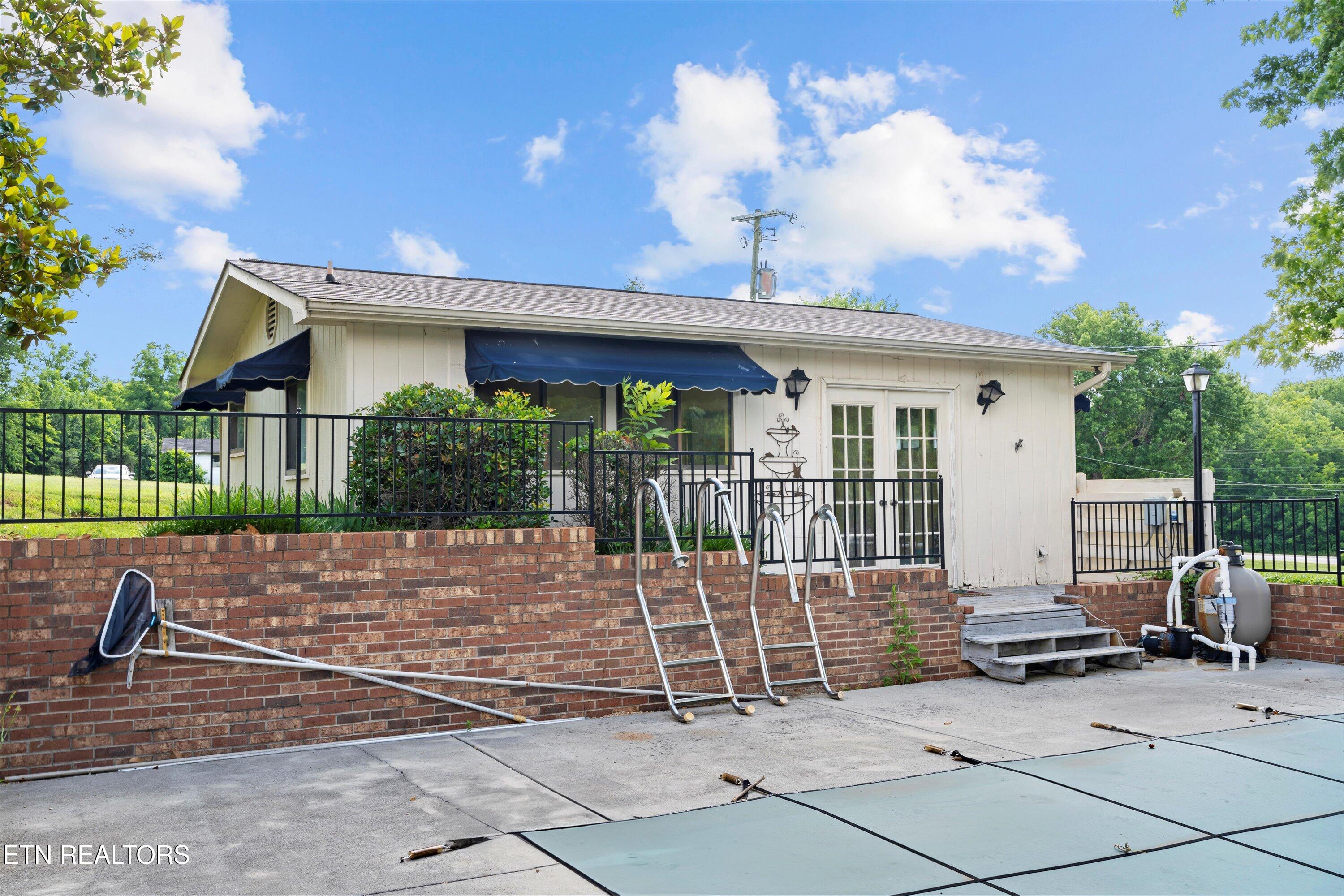 212 Old Athens Pike Sweetwater TN 37874