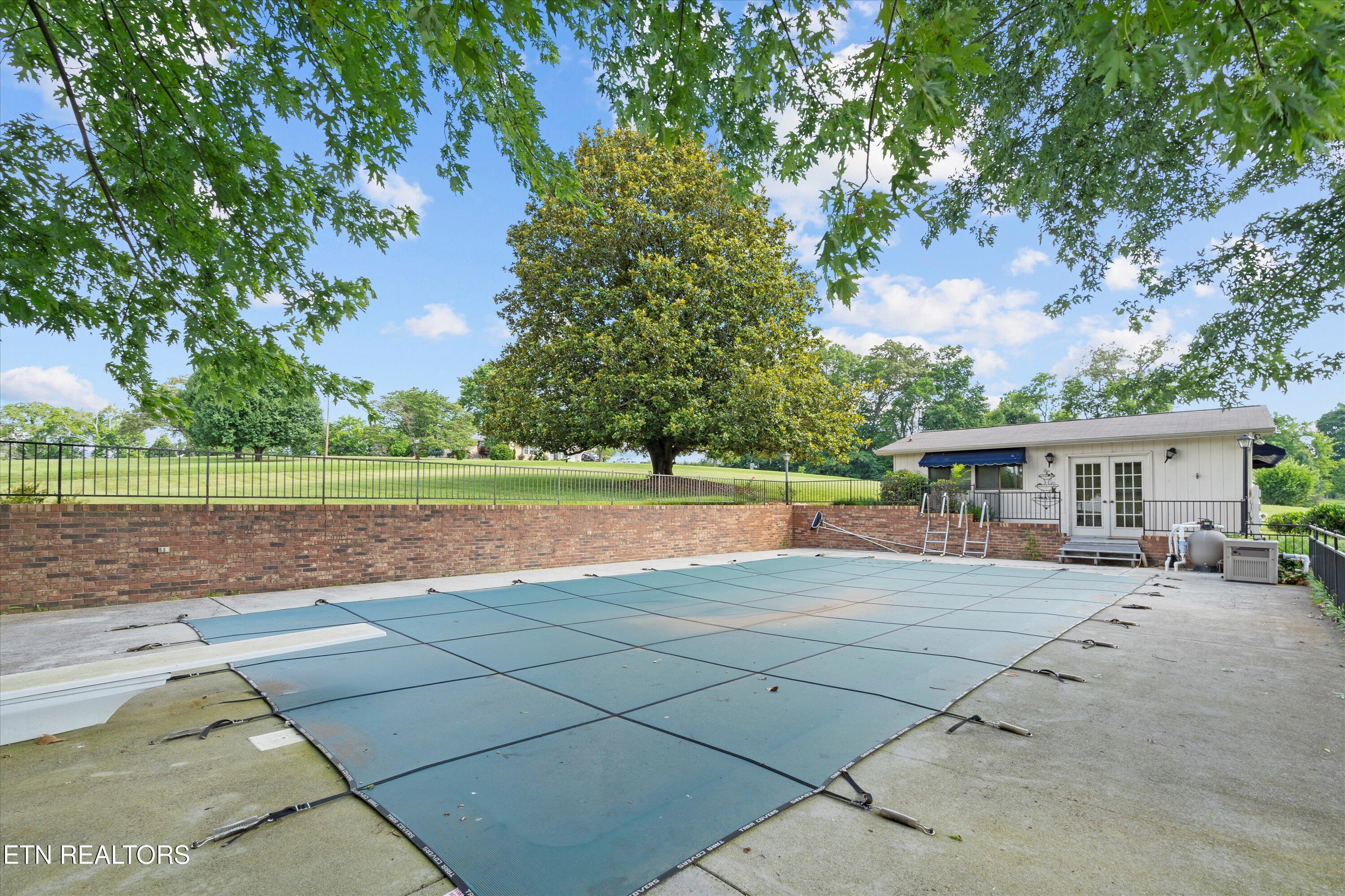 212 Old Athens Pike Sweetwater TN 37874