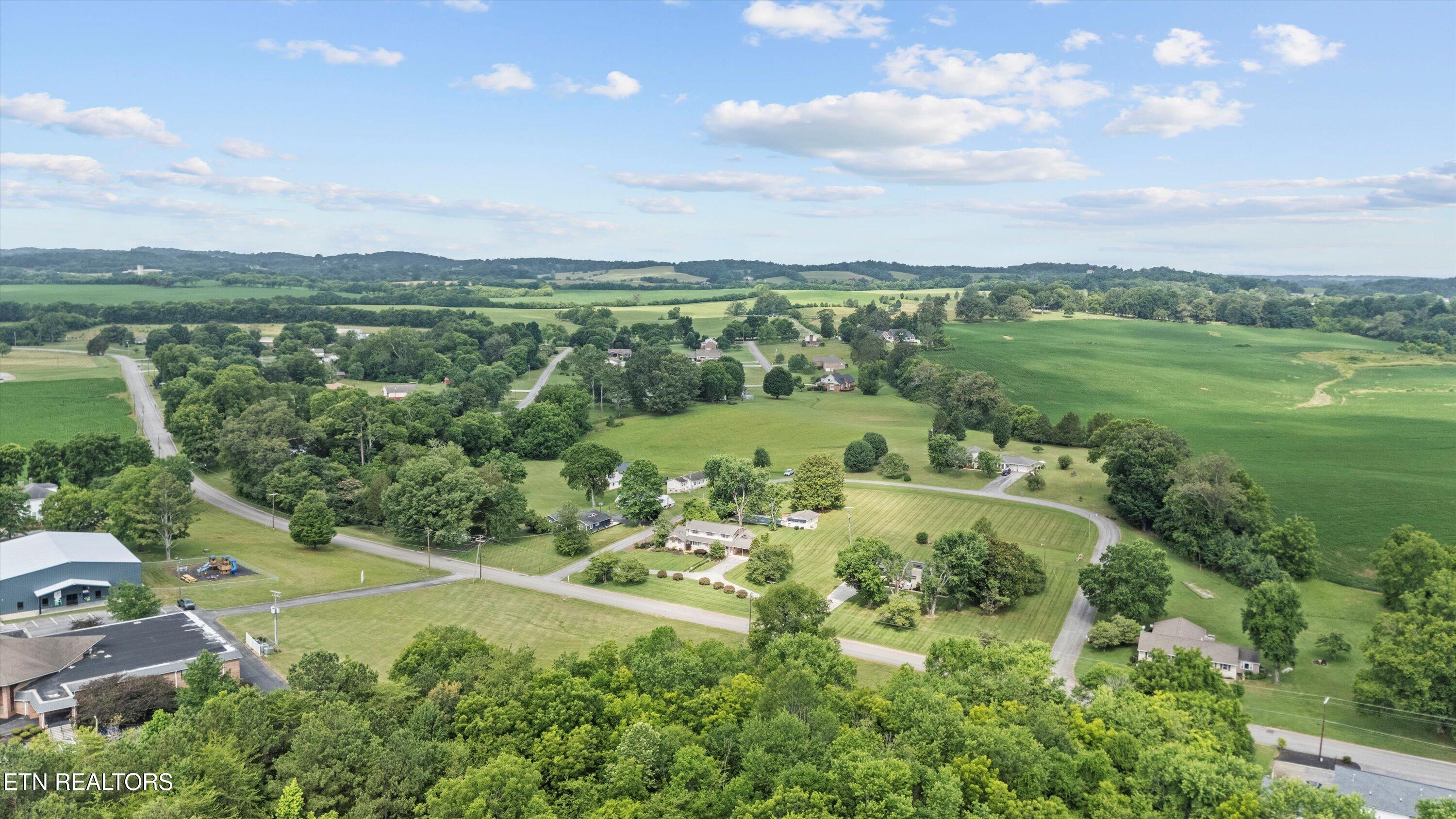 212 Old Athens Pike Sweetwater TN 37874
