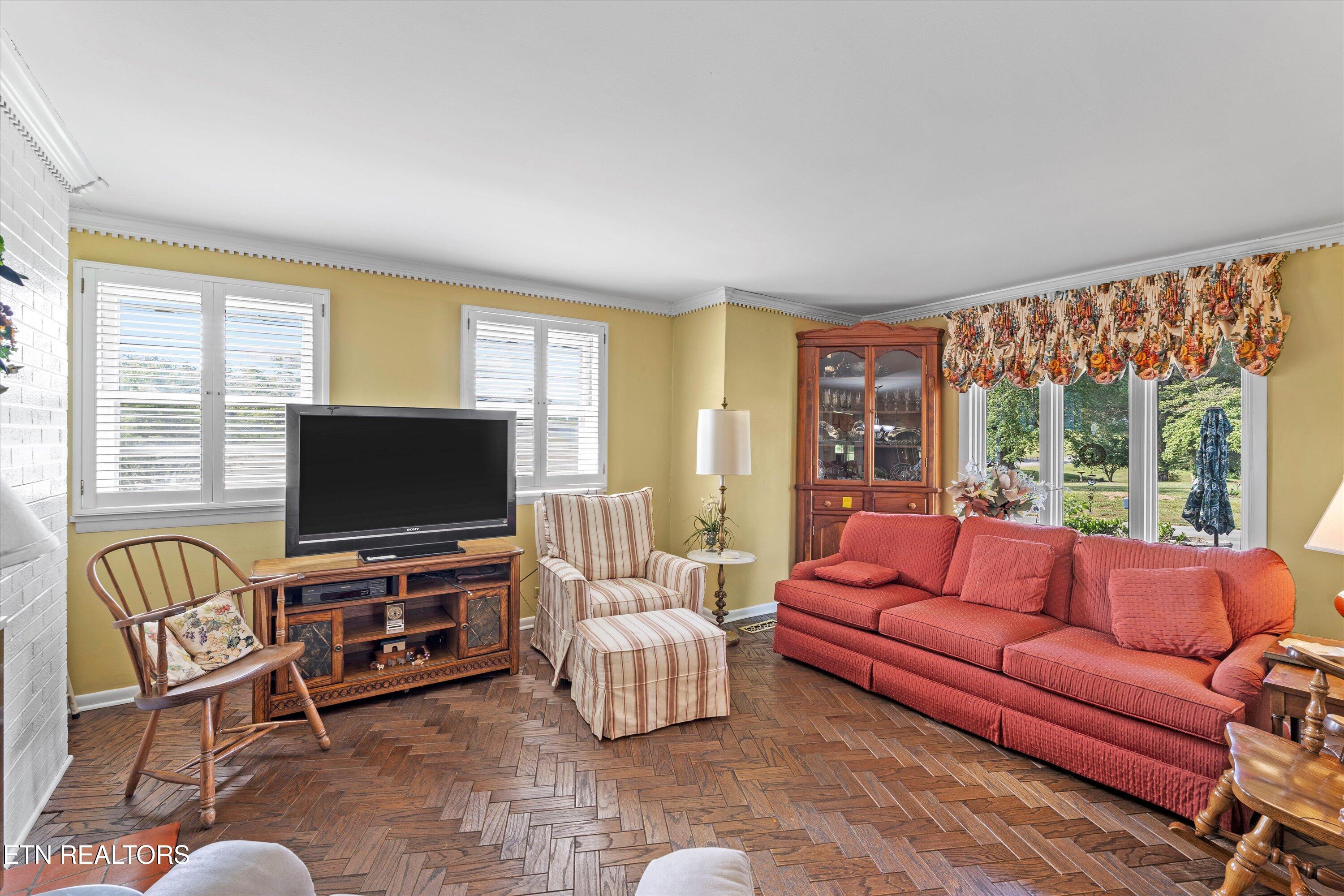 212 Old Athens Pike Sweetwater TN 37874