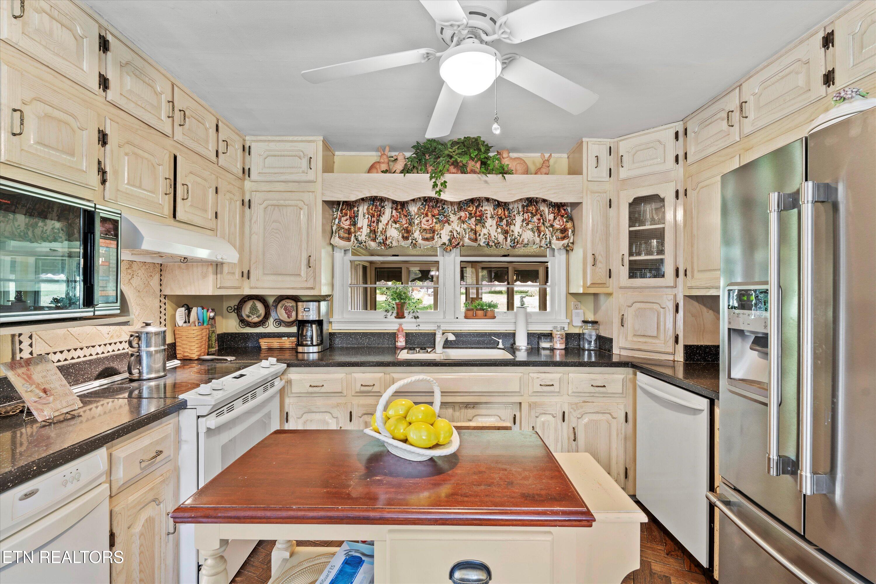 212 Old Athens Pike Sweetwater TN 37874