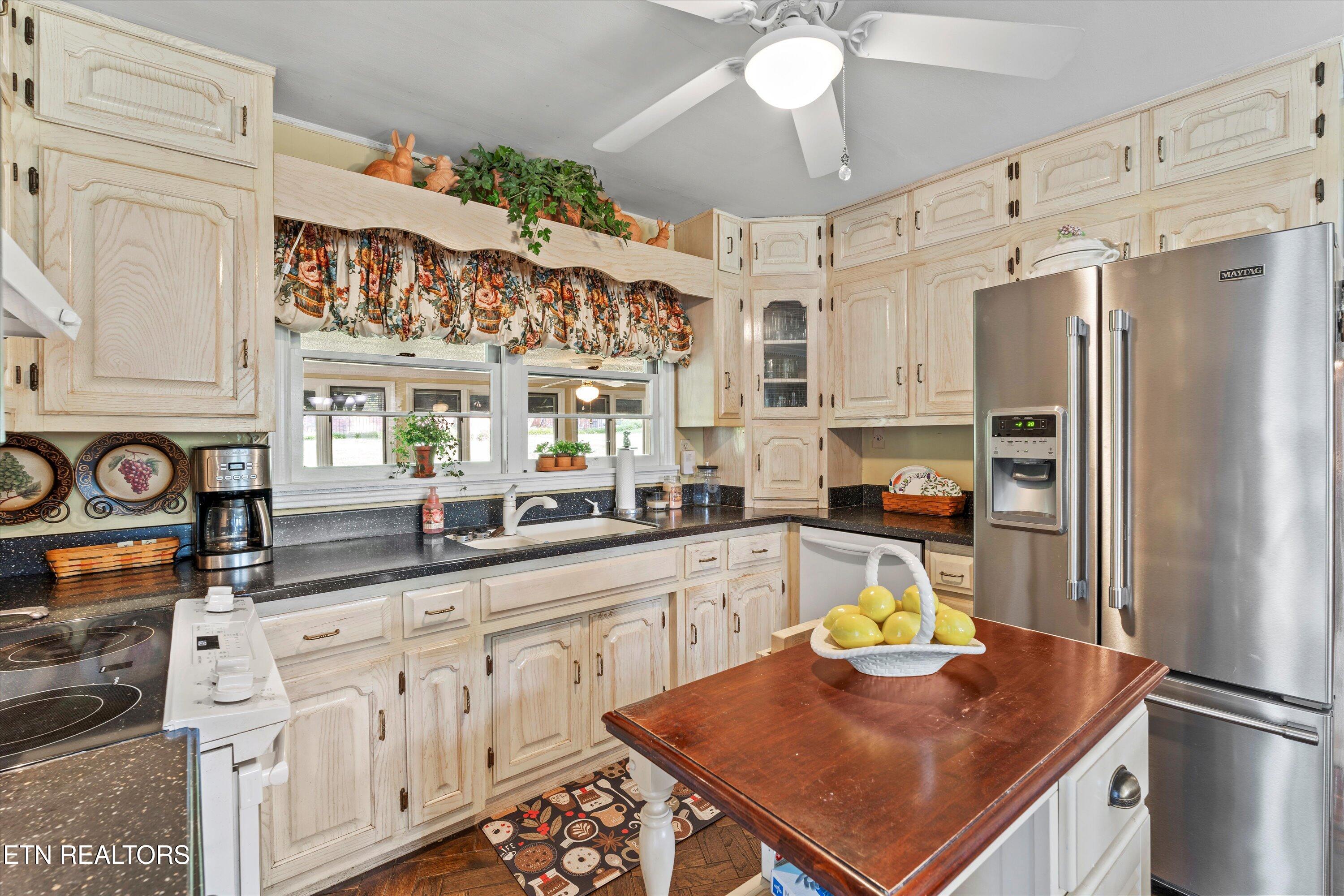 212 Old Athens Pike Sweetwater TN 37874