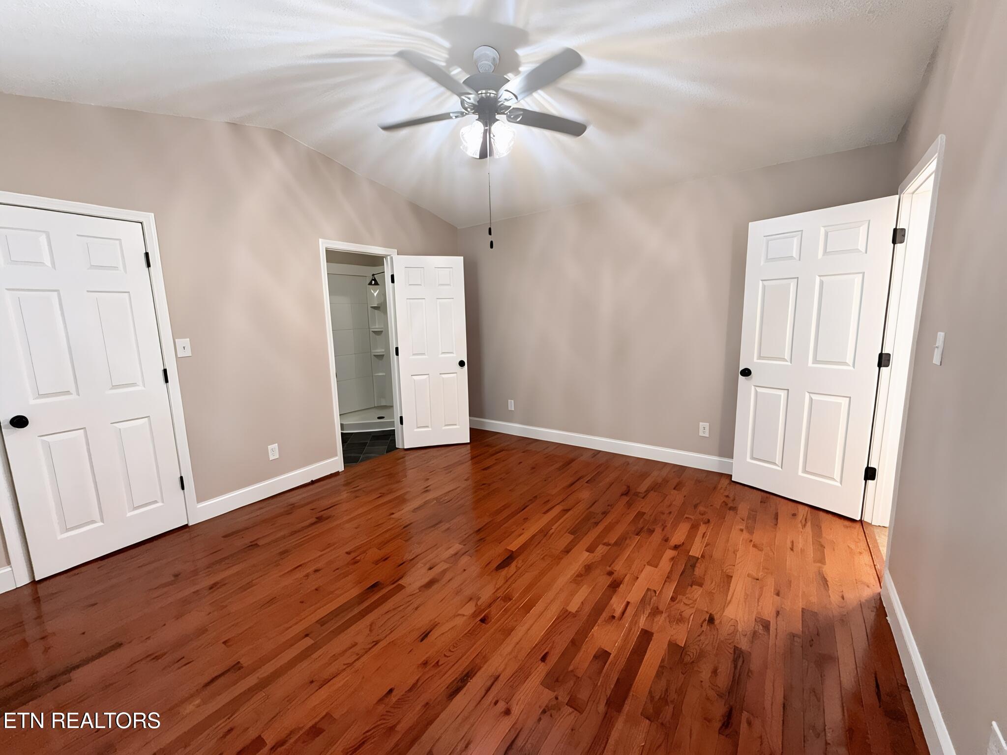 118 E Kentucky Avenue Lafollette TN 37766