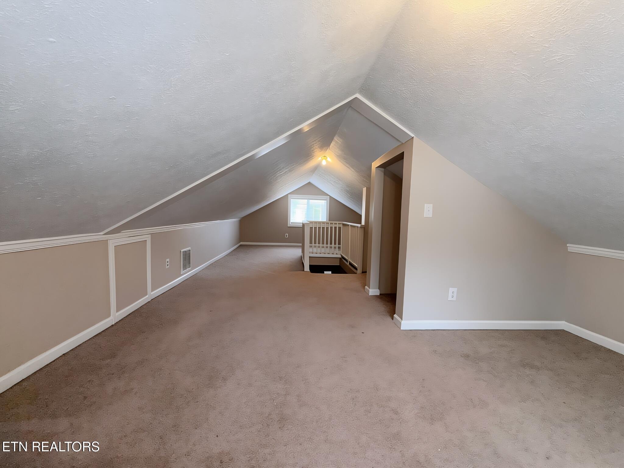 118 E Kentucky Avenue Lafollette TN 37766