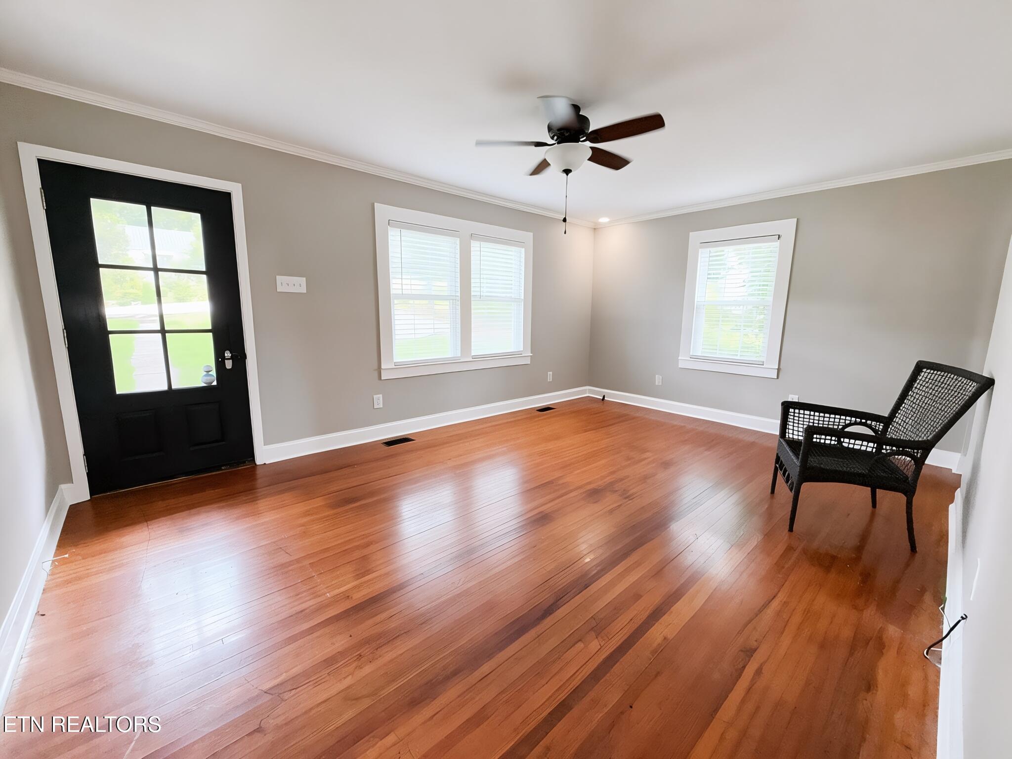 118 E Kentucky Avenue Lafollette TN 37766