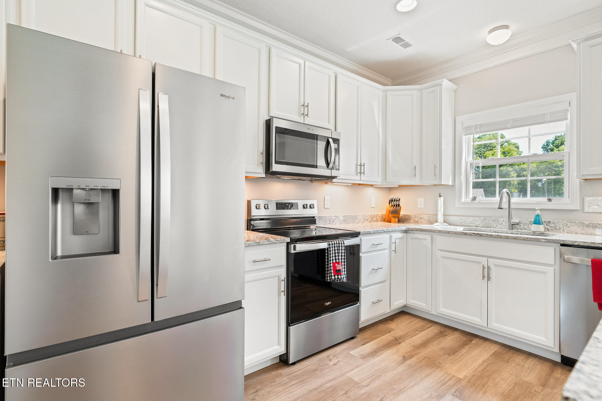 5930 Honeycrisp Road Knoxville TN 37931