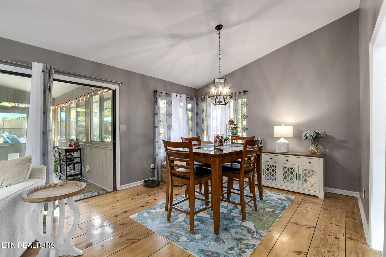 1313 Cherry Tree Lane Knoxville TN 37919