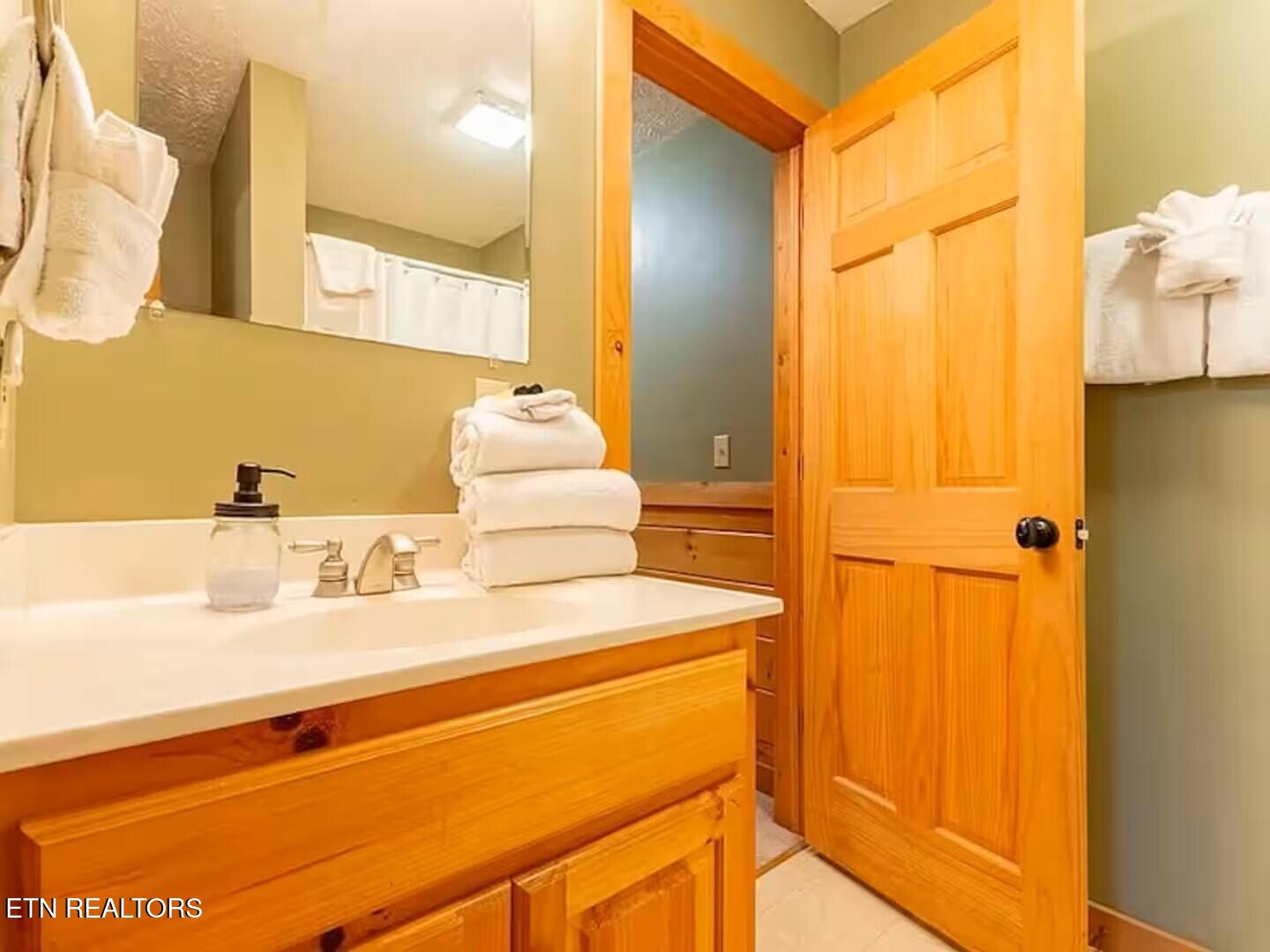 749 Yona Trail Way Gatlinburg TN 37738