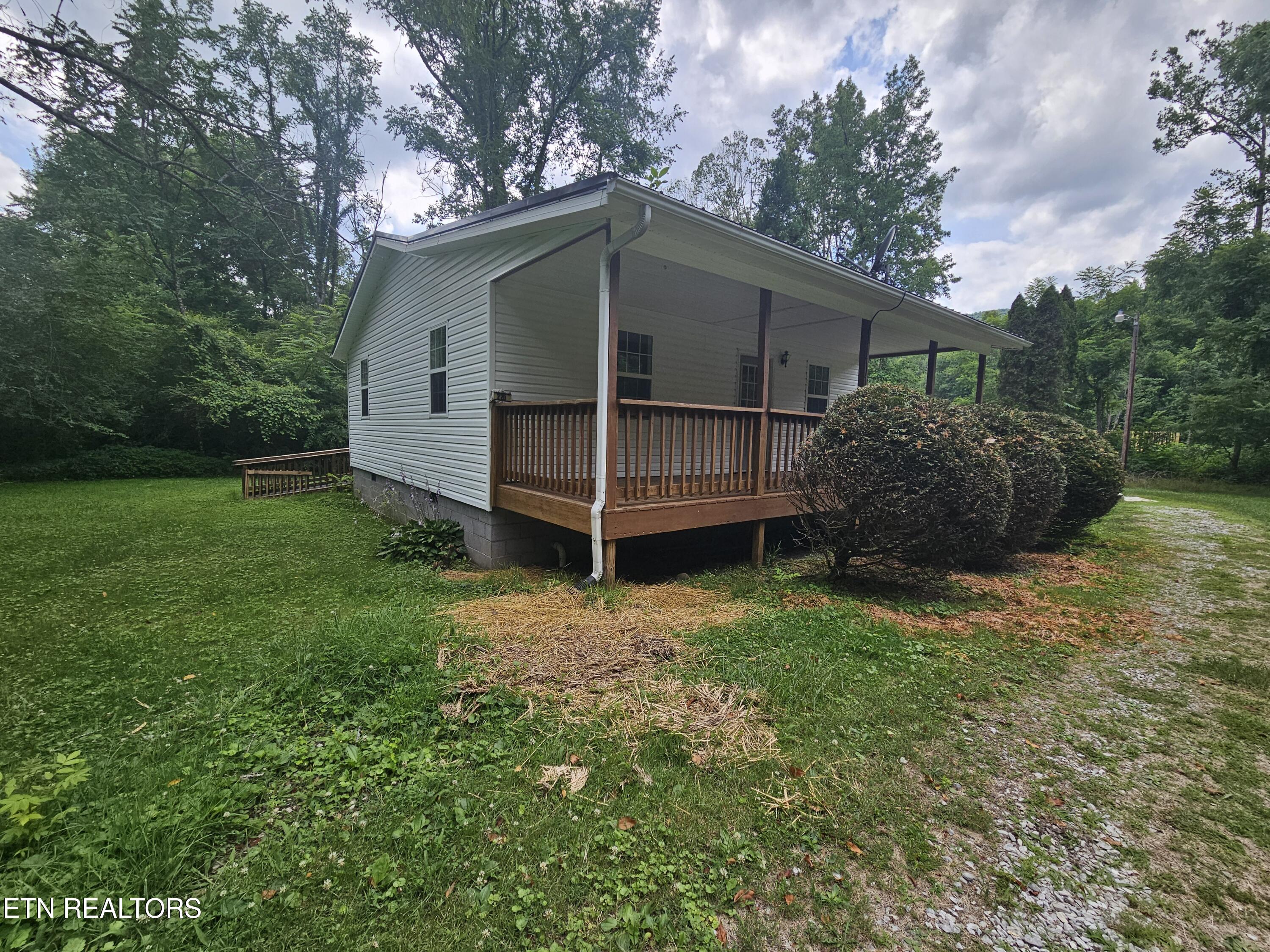 220 Willis Lane Clairfield TN 37715
