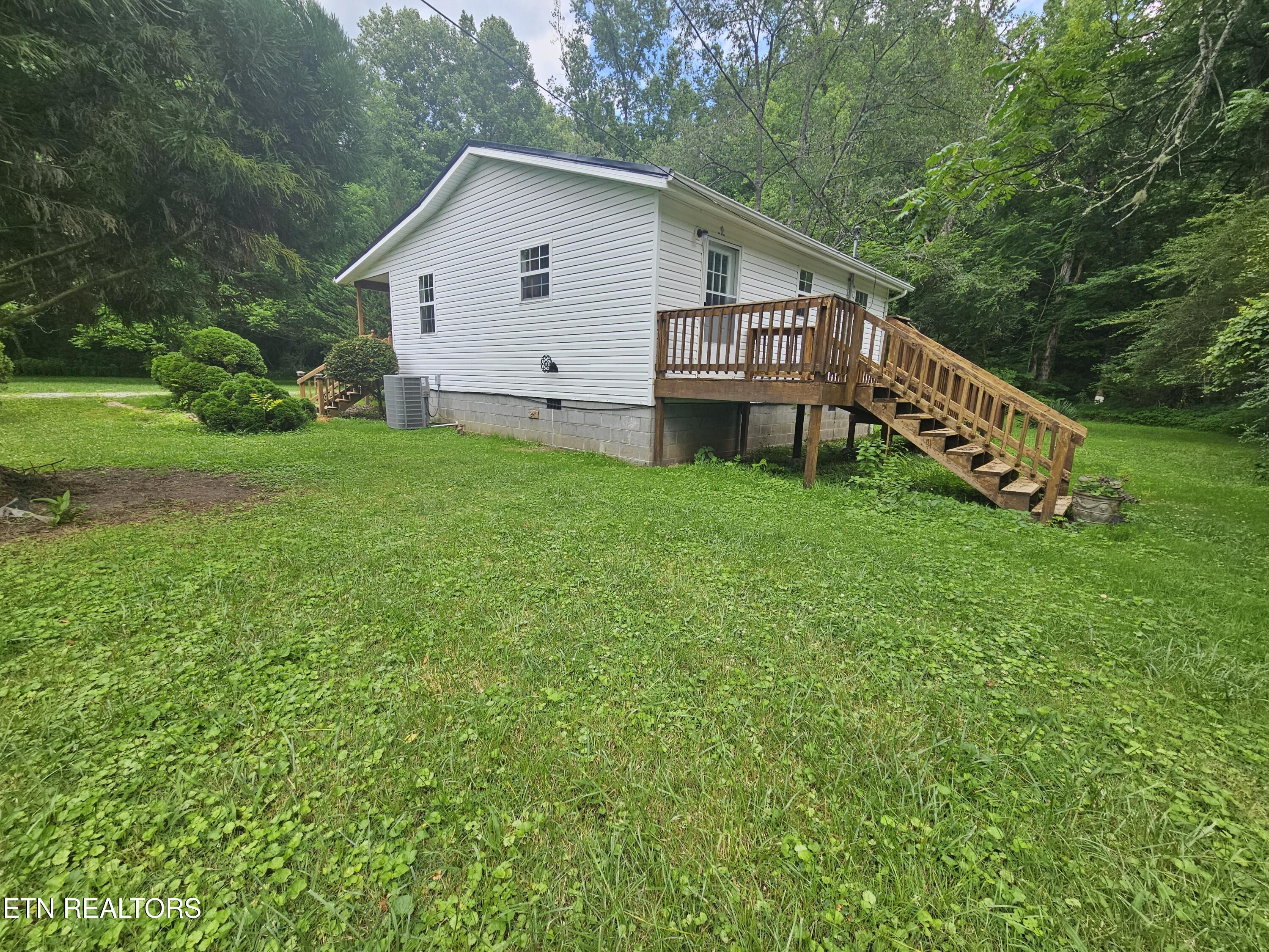 220 Willis Lane Clairfield TN 37715