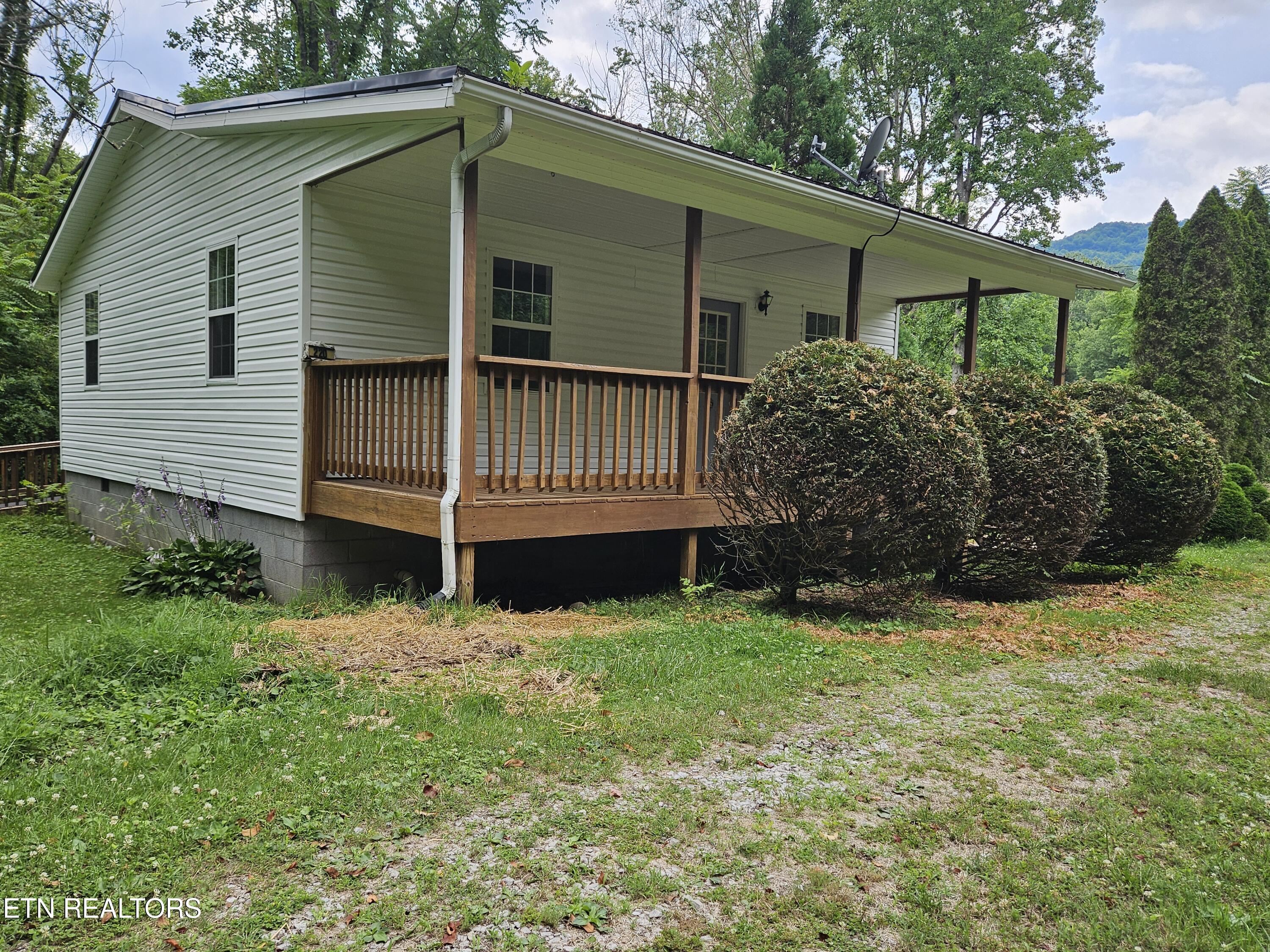 220 Willis Lane Clairfield TN 37715