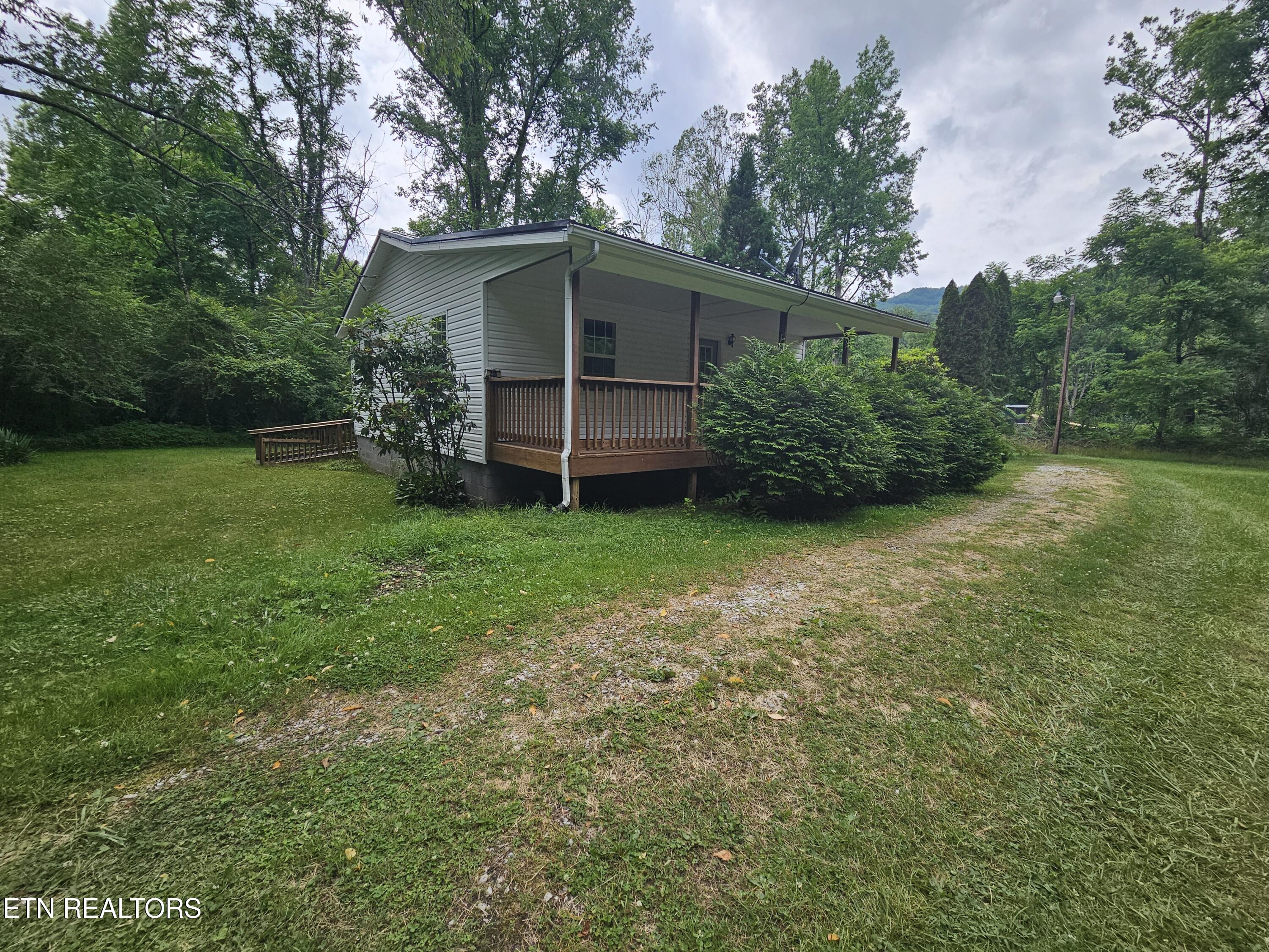 220 Willis Lane Clairfield TN 37715
