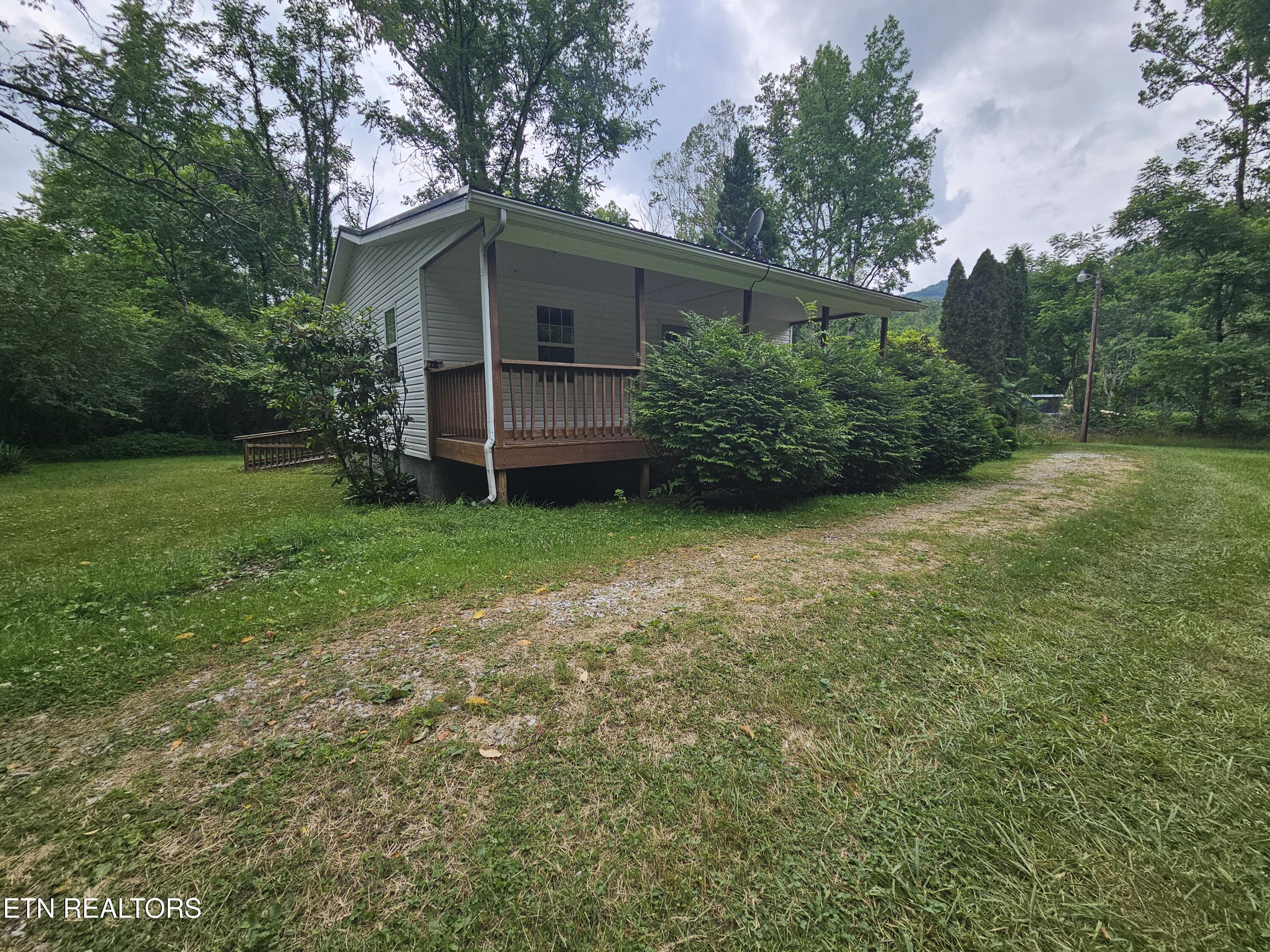 220 Willis Lane Clairfield TN 37715