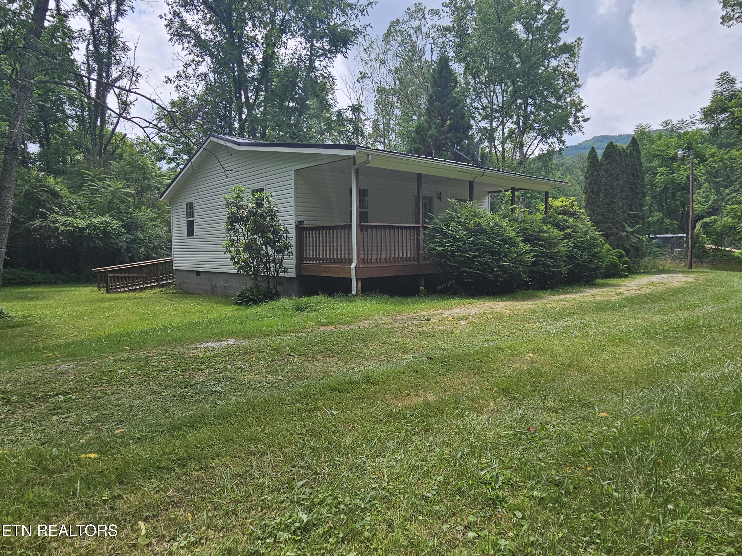220 Willis Lane Clairfield TN 37715