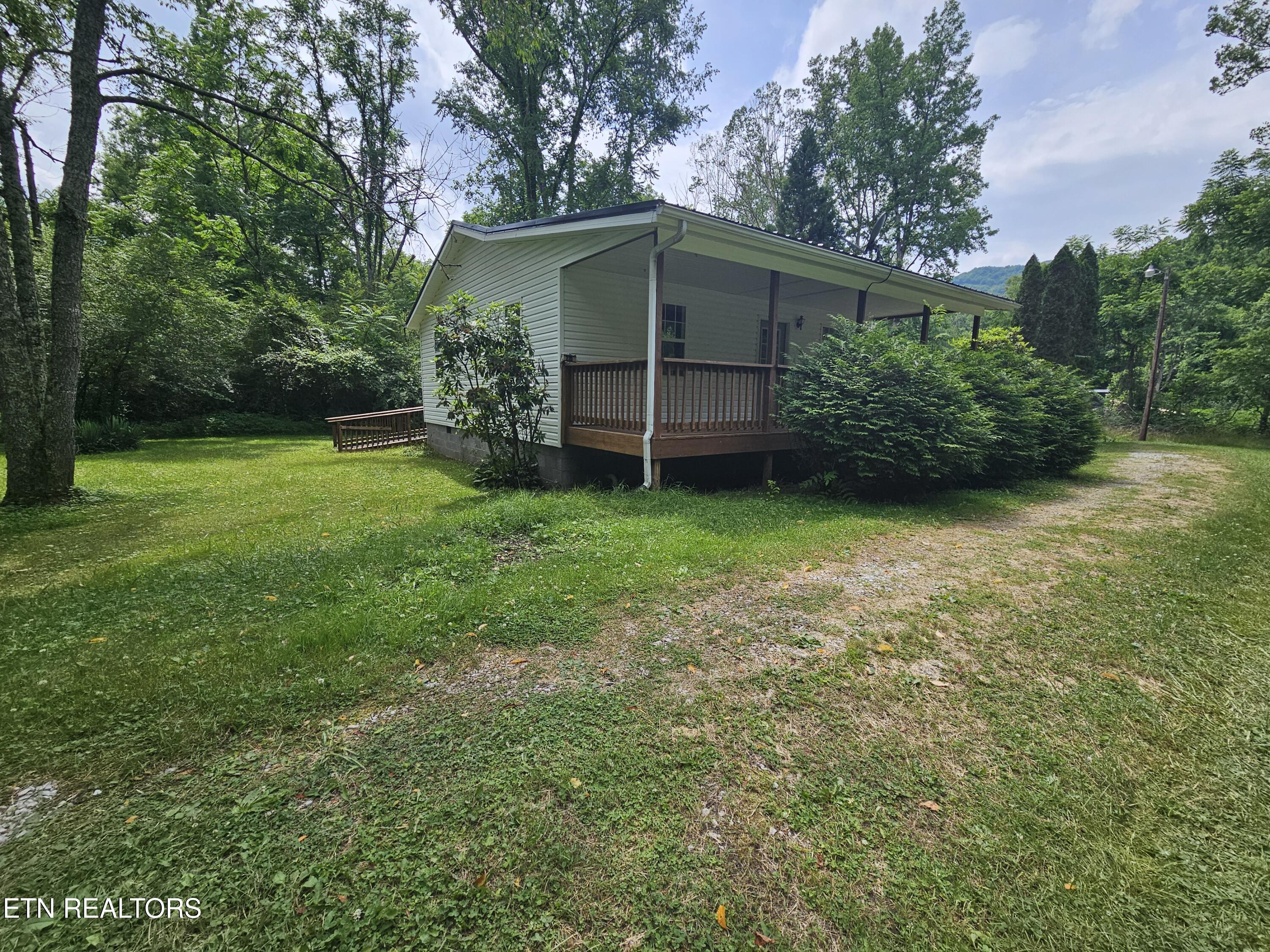 220 Willis Lane Clairfield TN 37715