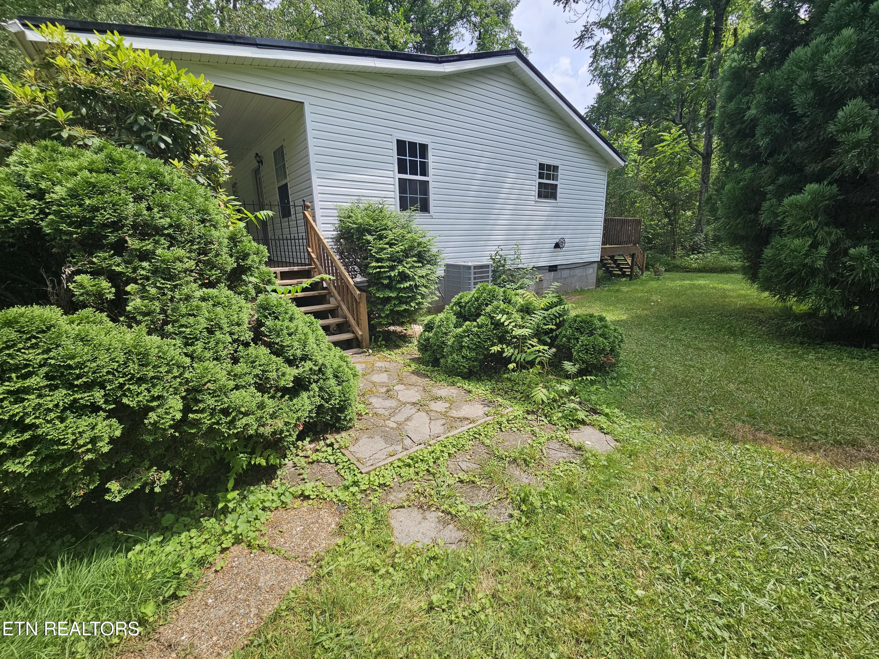 220 Willis Lane Clairfield TN 37715