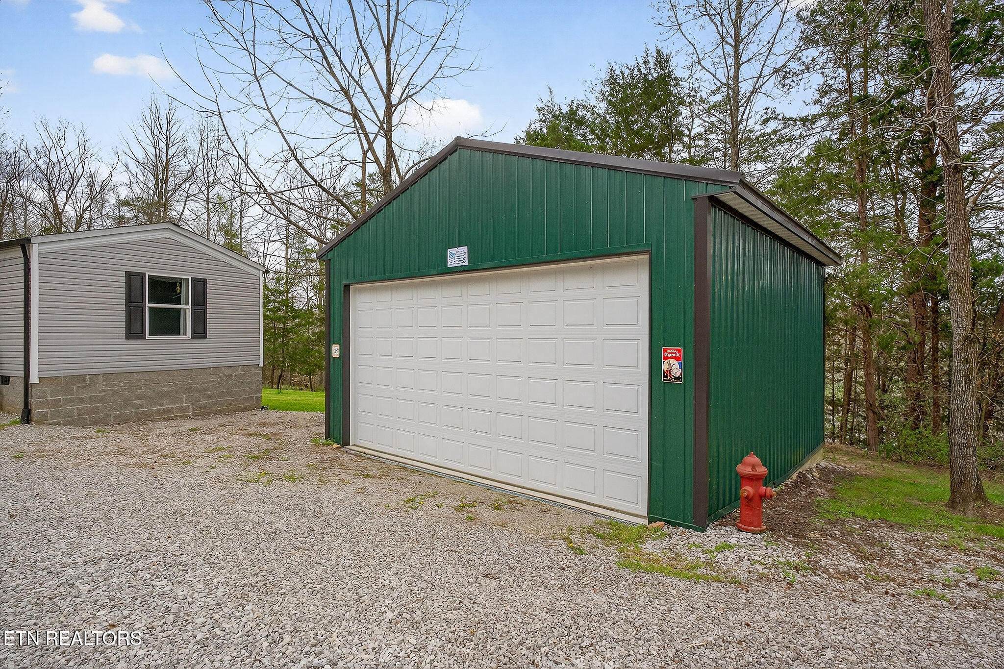 1237 Ridge Road Quebeck TN 38579