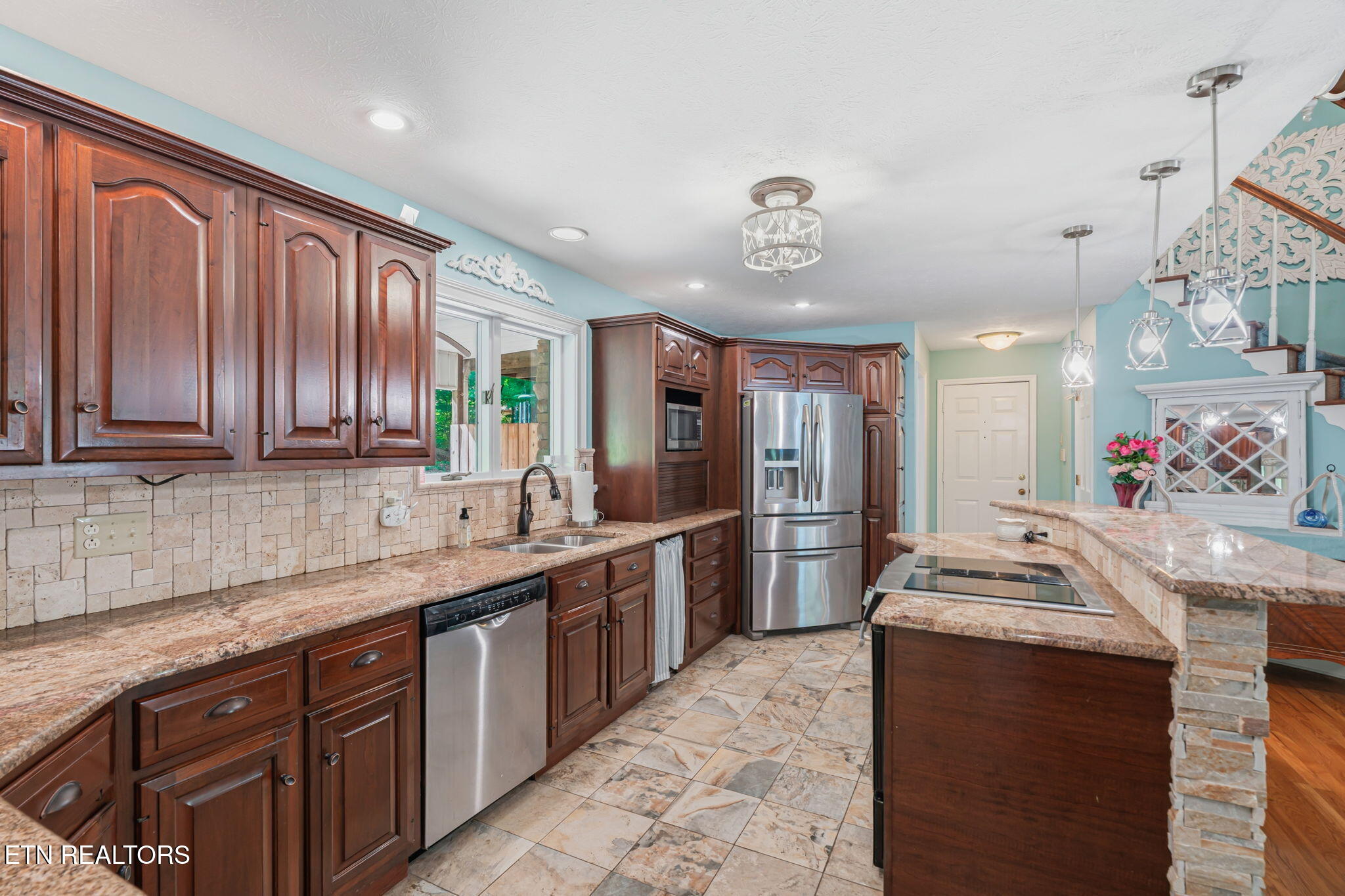 8708 Pedigo Ridge Way Powell TN 37849