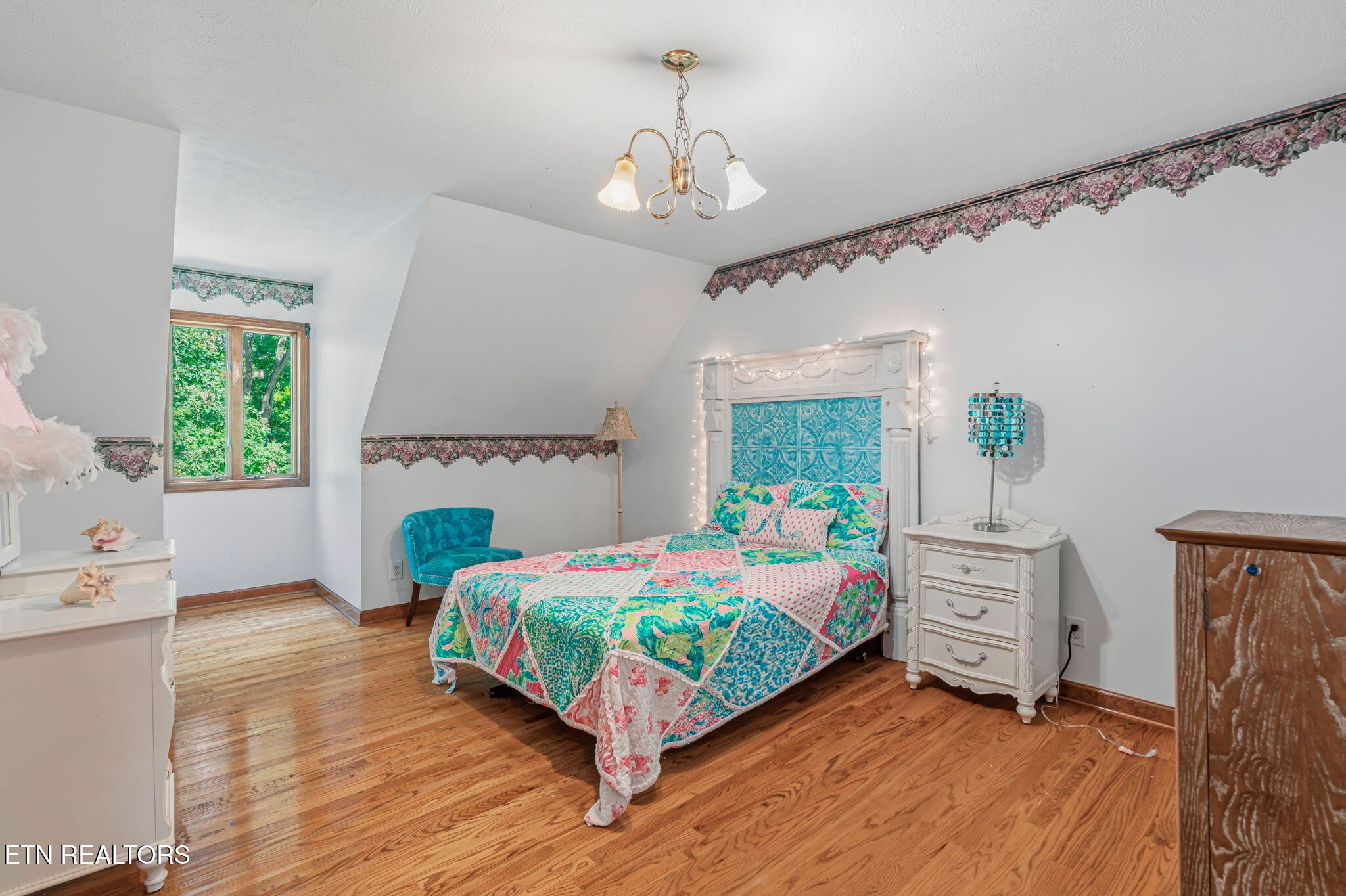 8708 Pedigo Ridge Way Powell TN 37849
