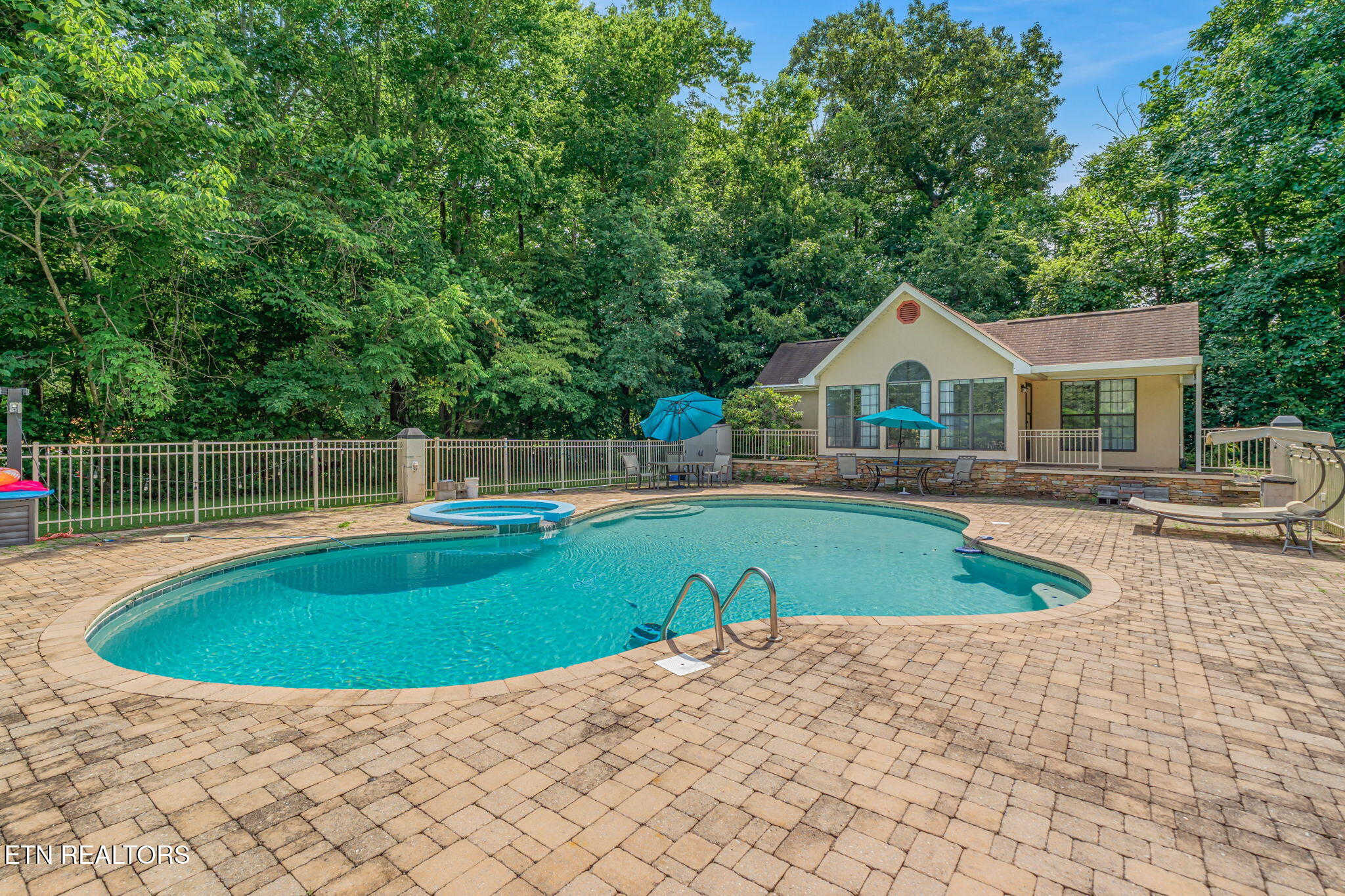 8708 Pedigo Ridge Way Powell TN 37849