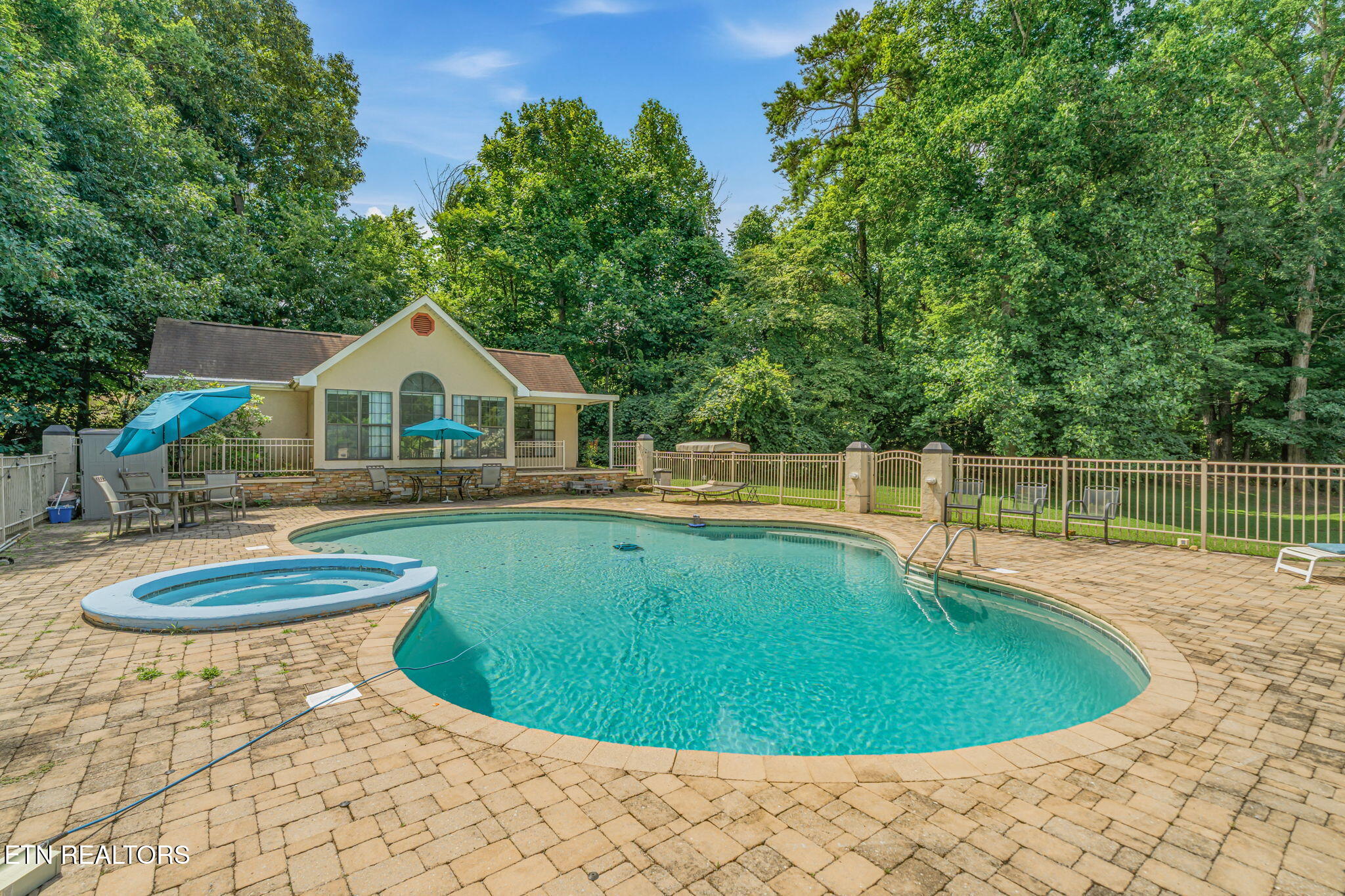 8708 Pedigo Ridge Way Powell TN 37849