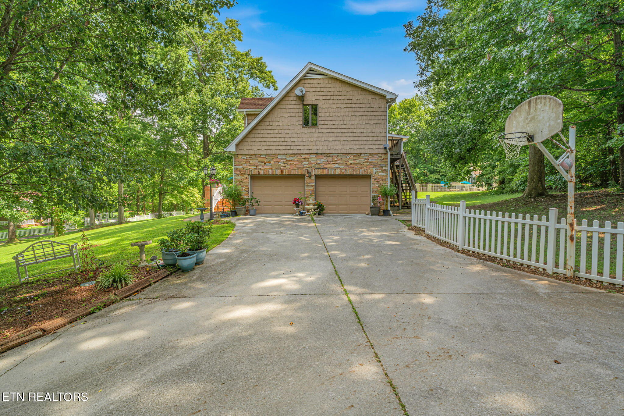 8708 Pedigo Ridge Way Powell TN 37849
