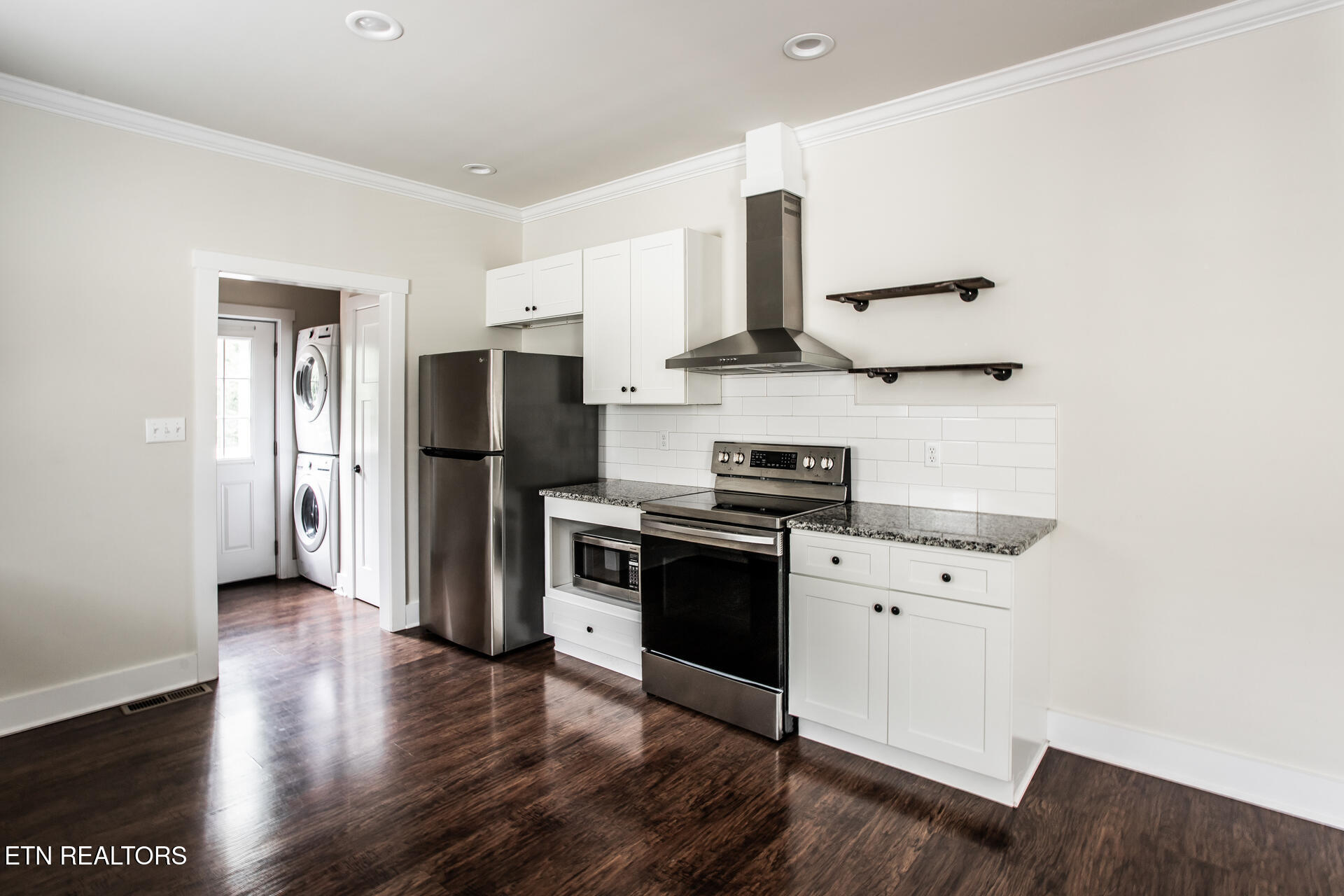 2510 E Glenwood Avenue Knoxville TN 37917