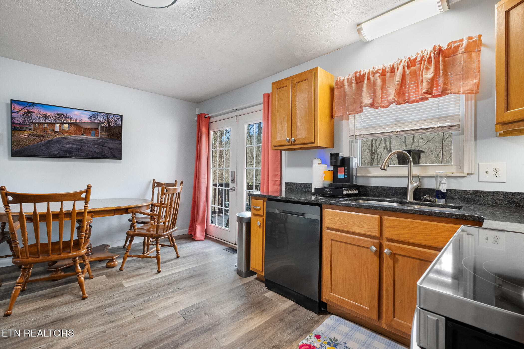 121 Rosemont Lane Harriman TN 37748