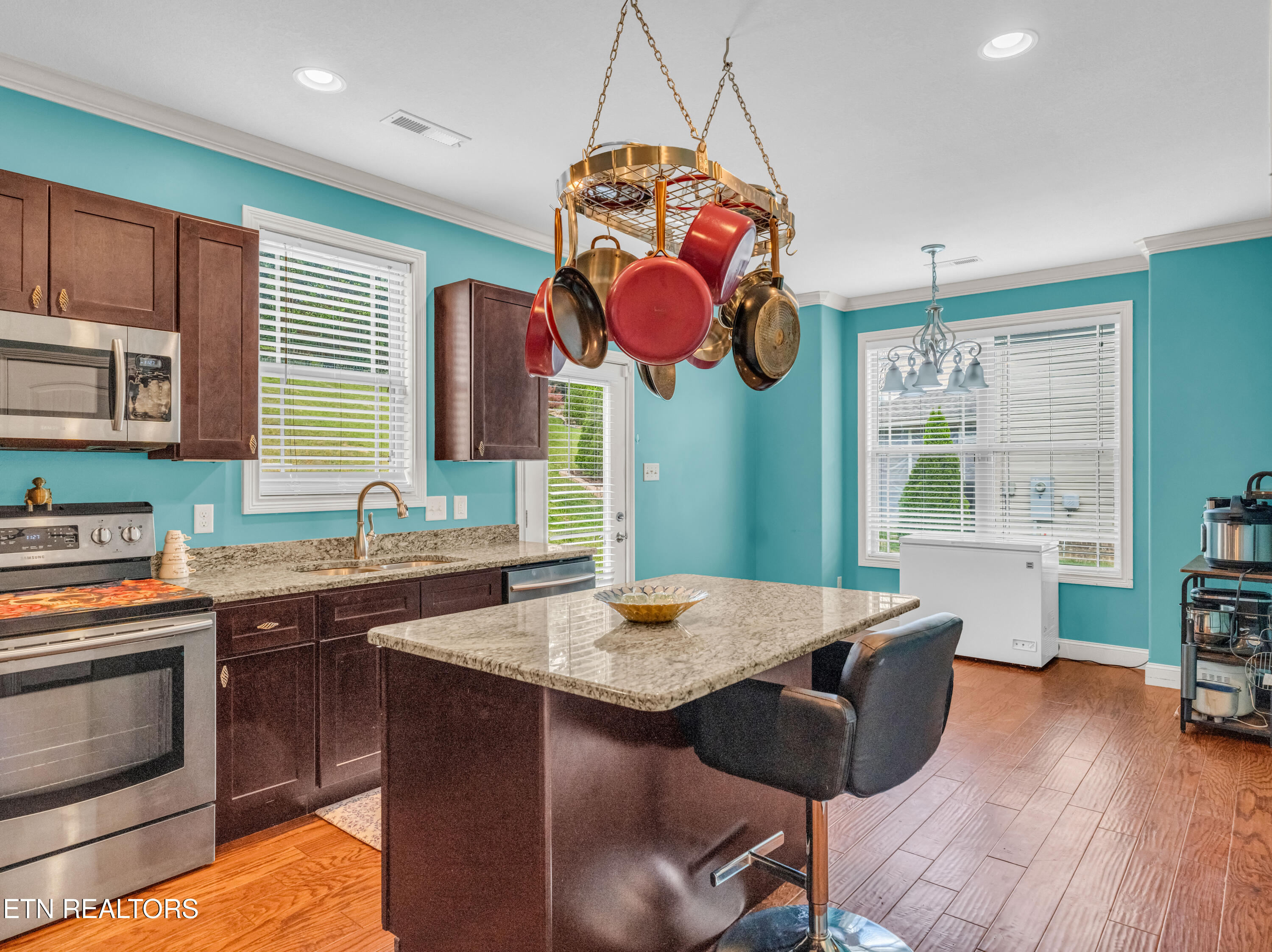 807 Galloping Lane Powell TN 37849