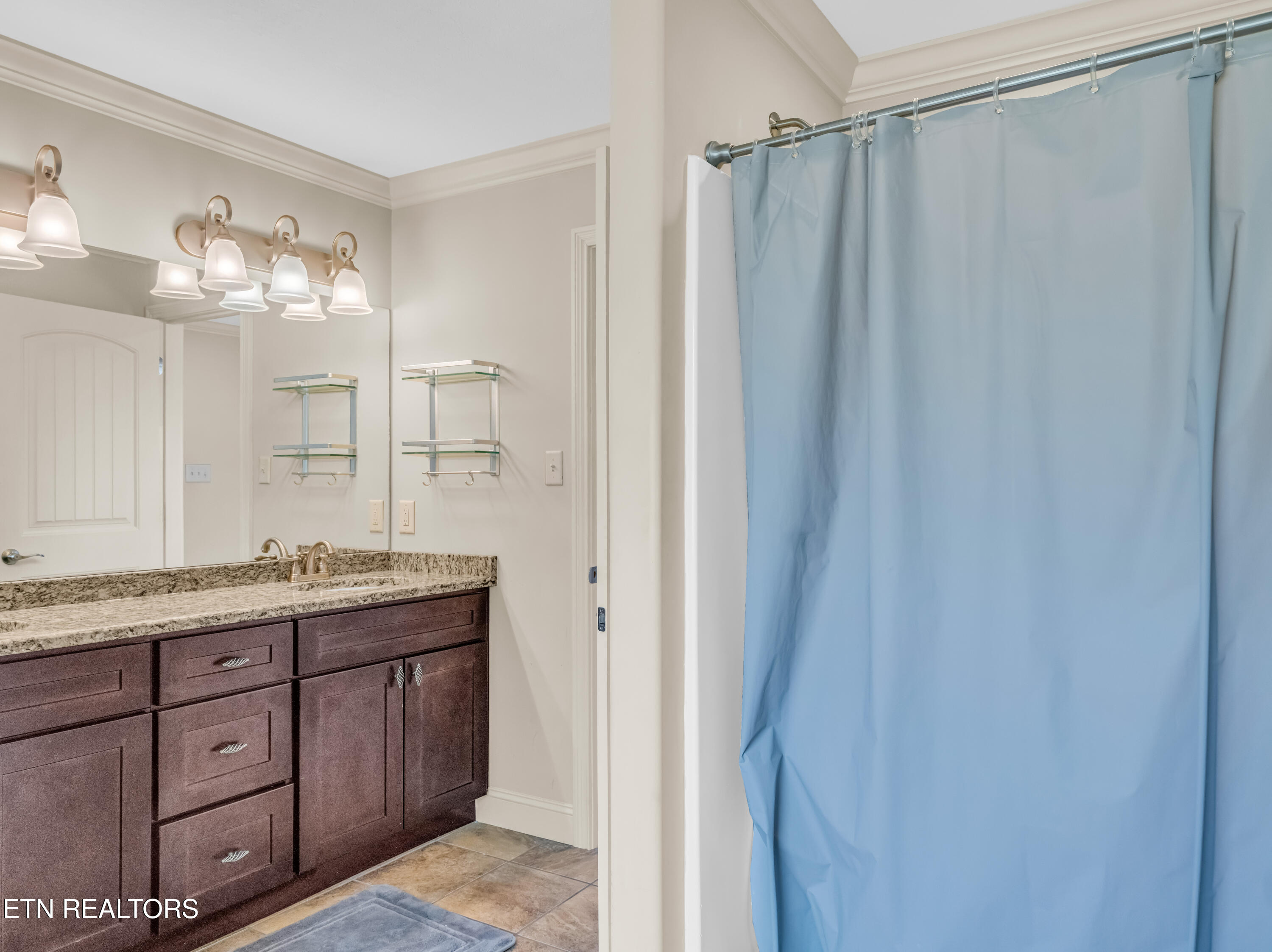 807 Galloping Lane Powell TN 37849