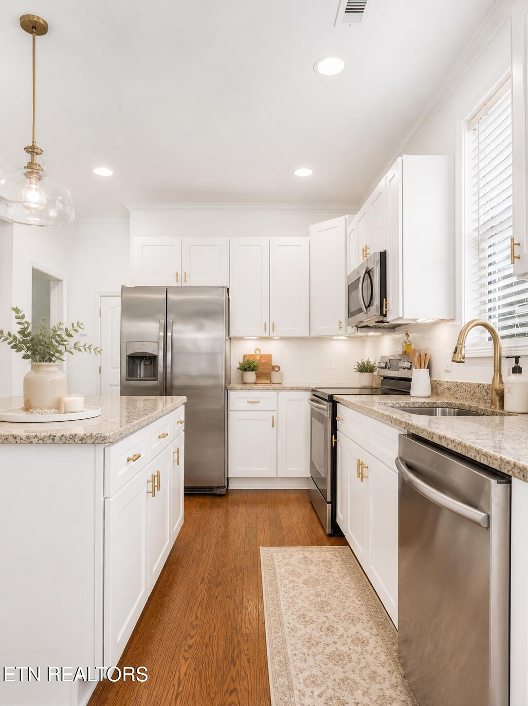 807 Galloping Lane Powell TN 37849