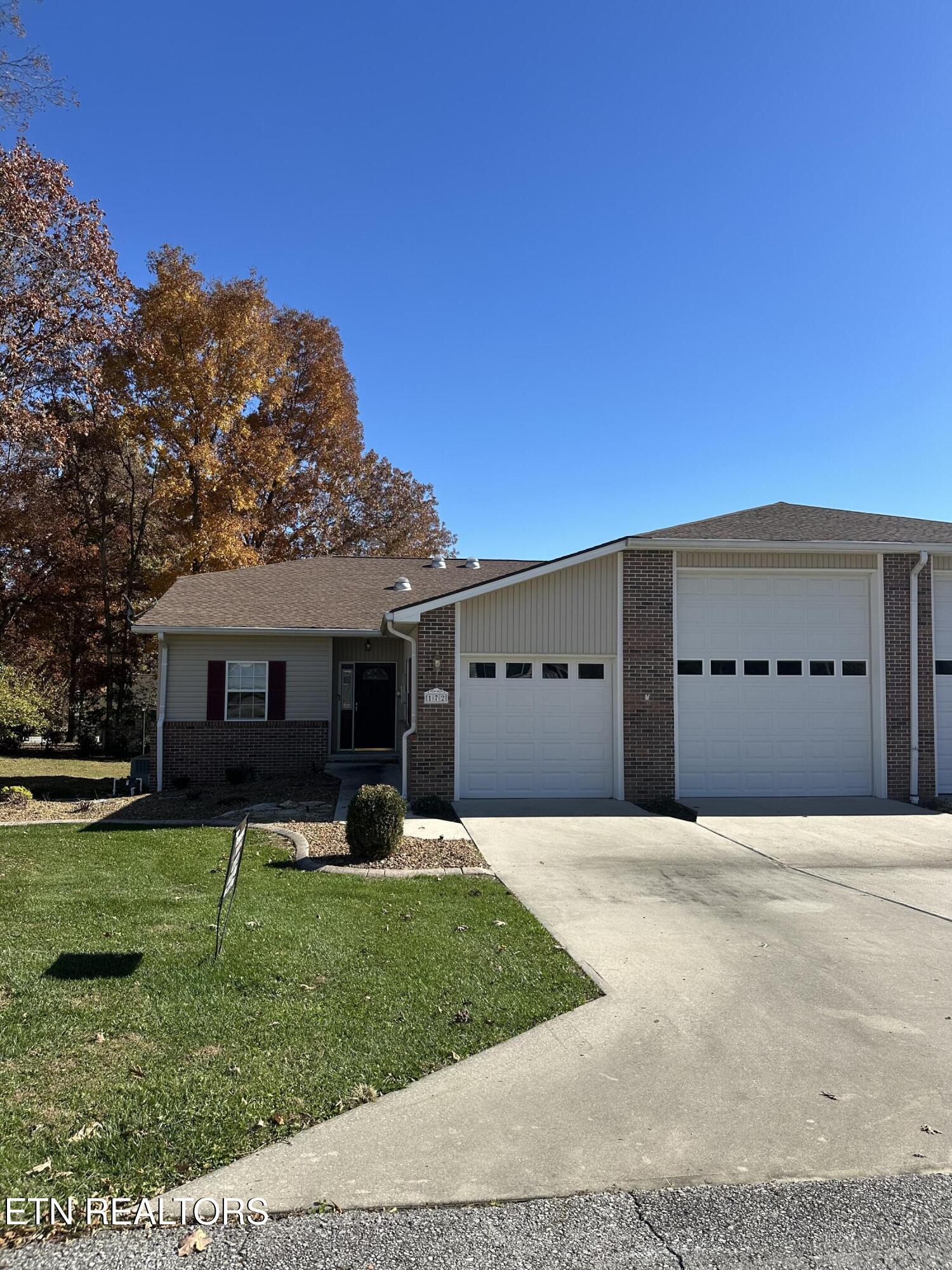 172 Hawthorn Loop Crossville TN 38555