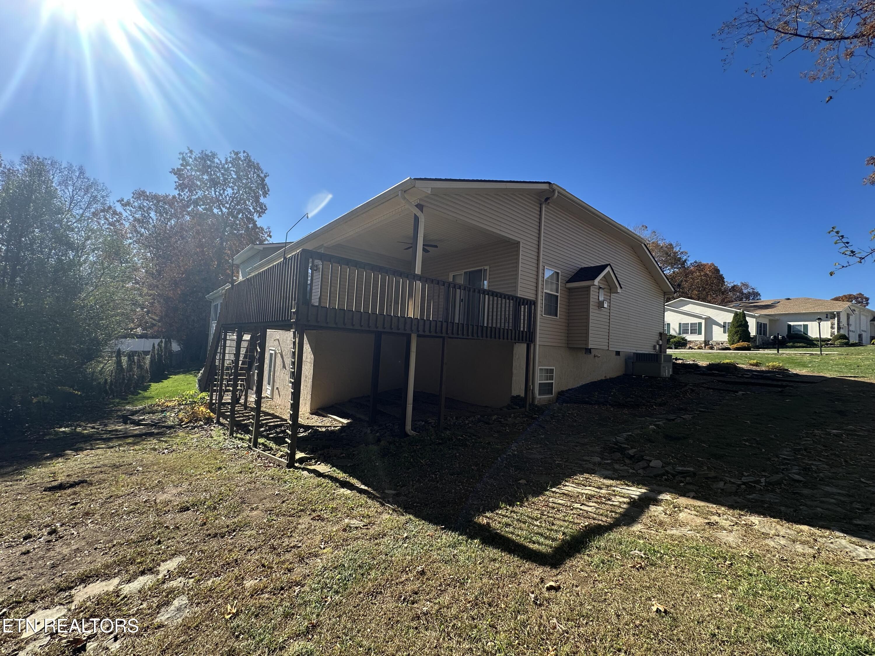 172 Hawthorn Loop Crossville TN 38555