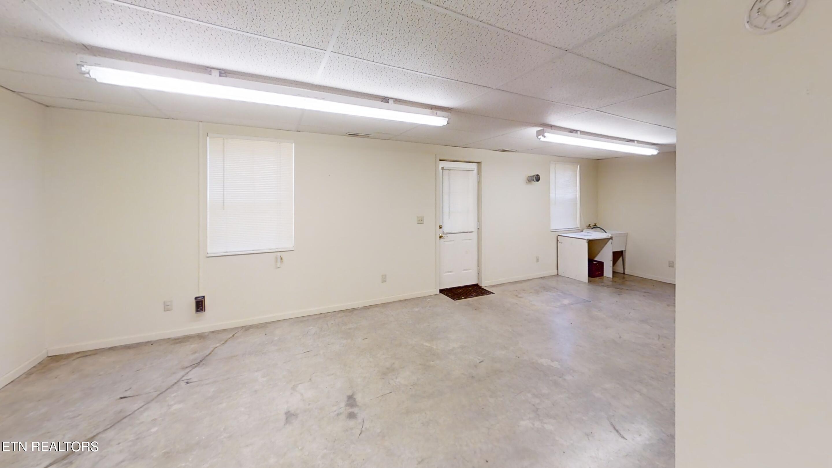 172 Hawthorn Loop Crossville TN 38555