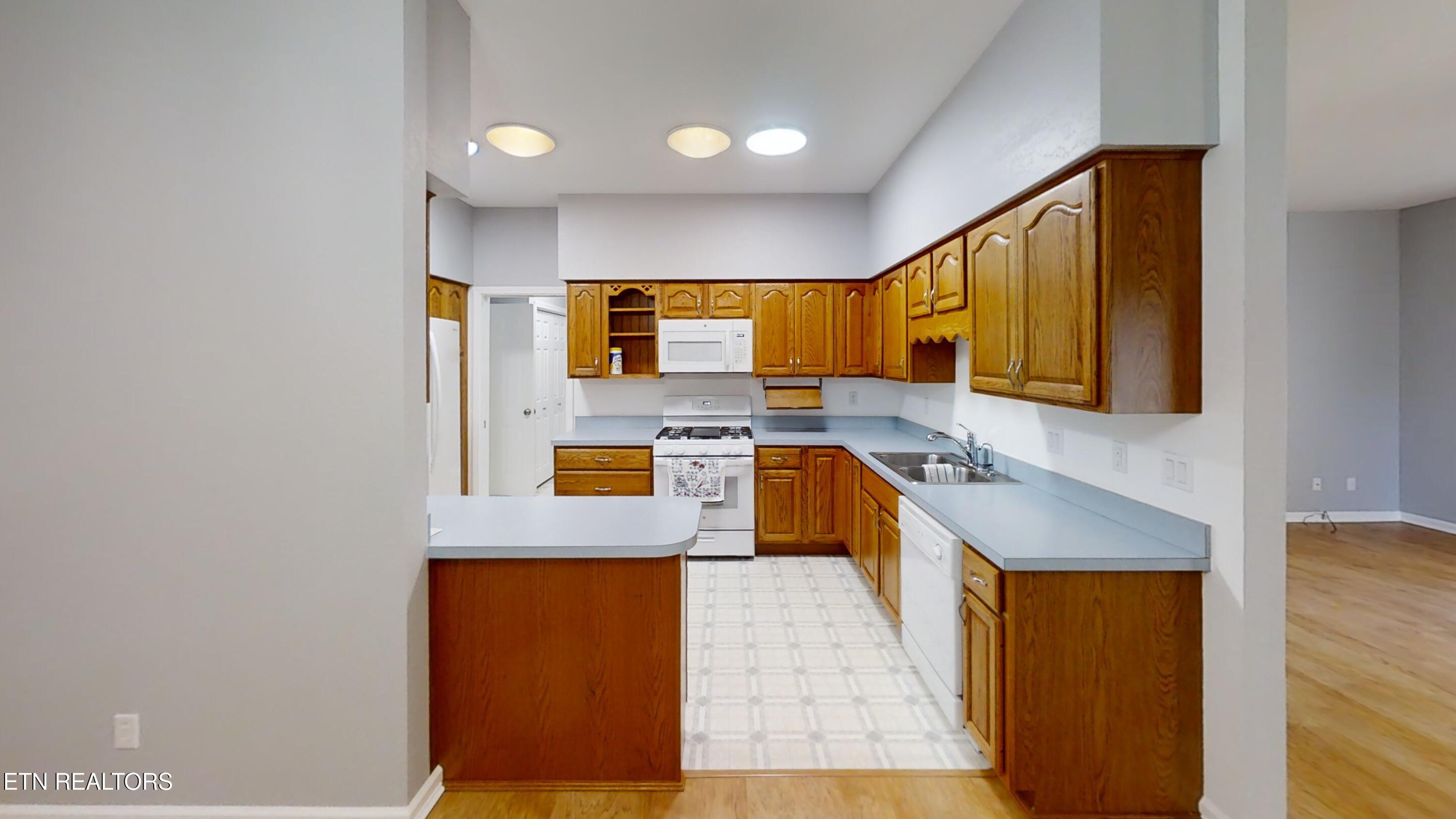 172 Hawthorn Loop Crossville TN 38555