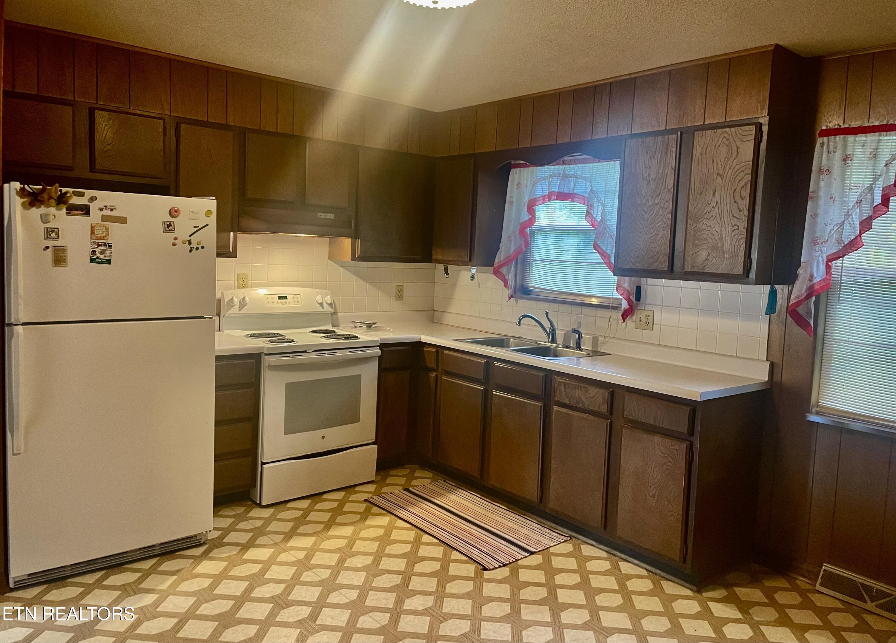 609 Front Street Maryville TN 37804
