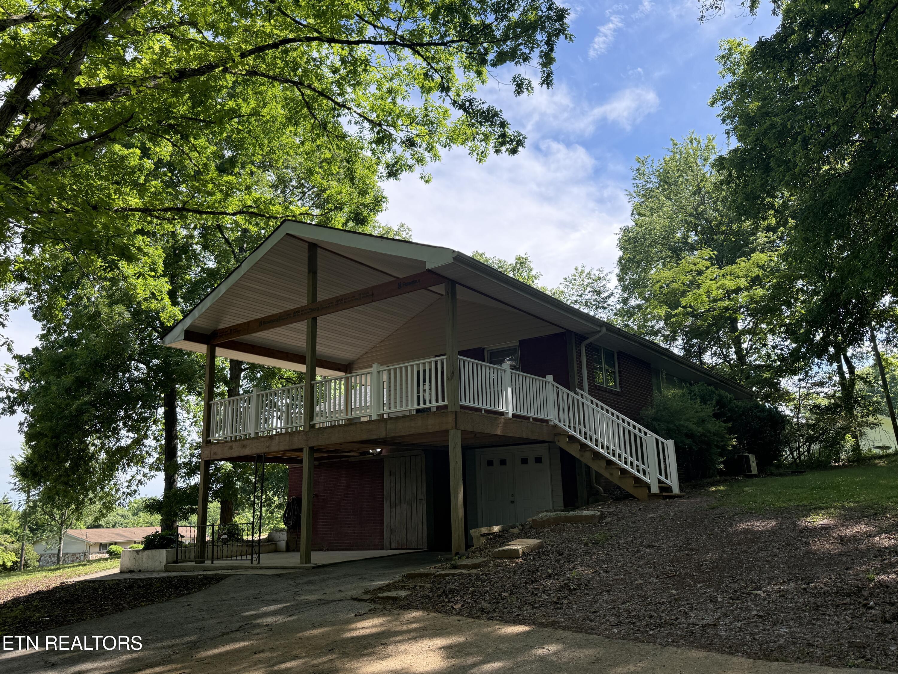 104 Mainsail Road Kingston TN 37763