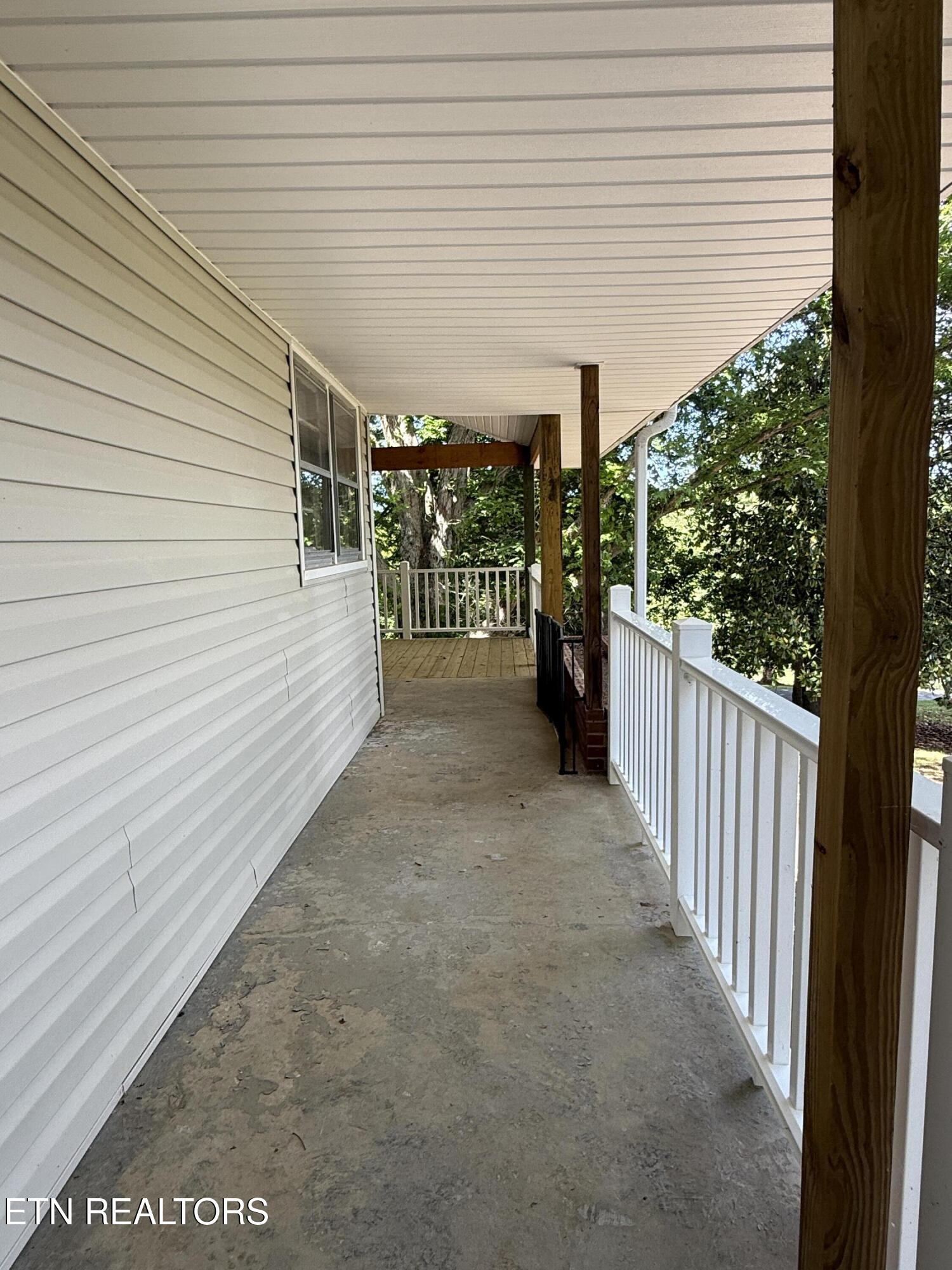 104 Mainsail Road Kingston TN 37763
