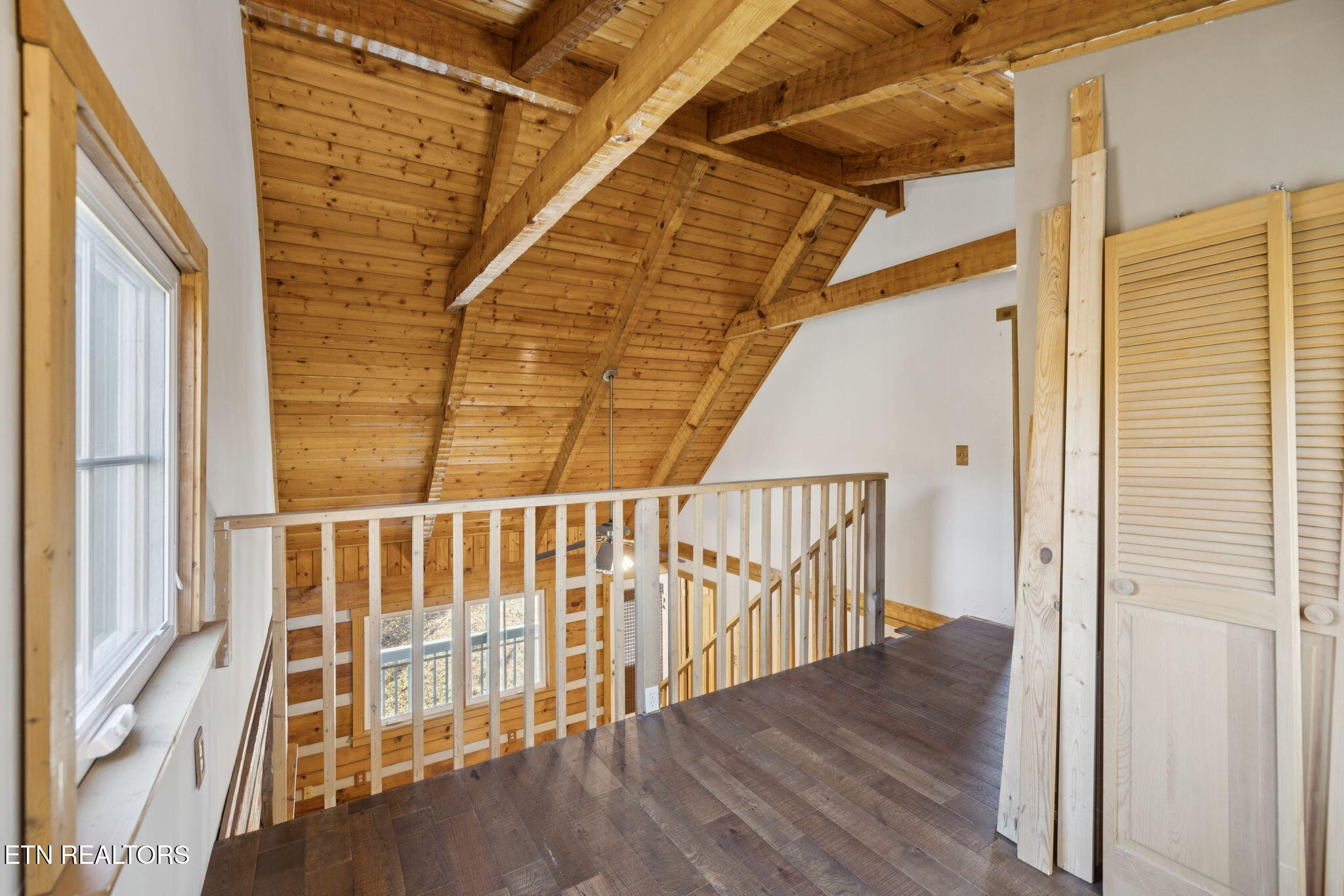 306 Beech Ridge Lane Gatlinburg TN 37738