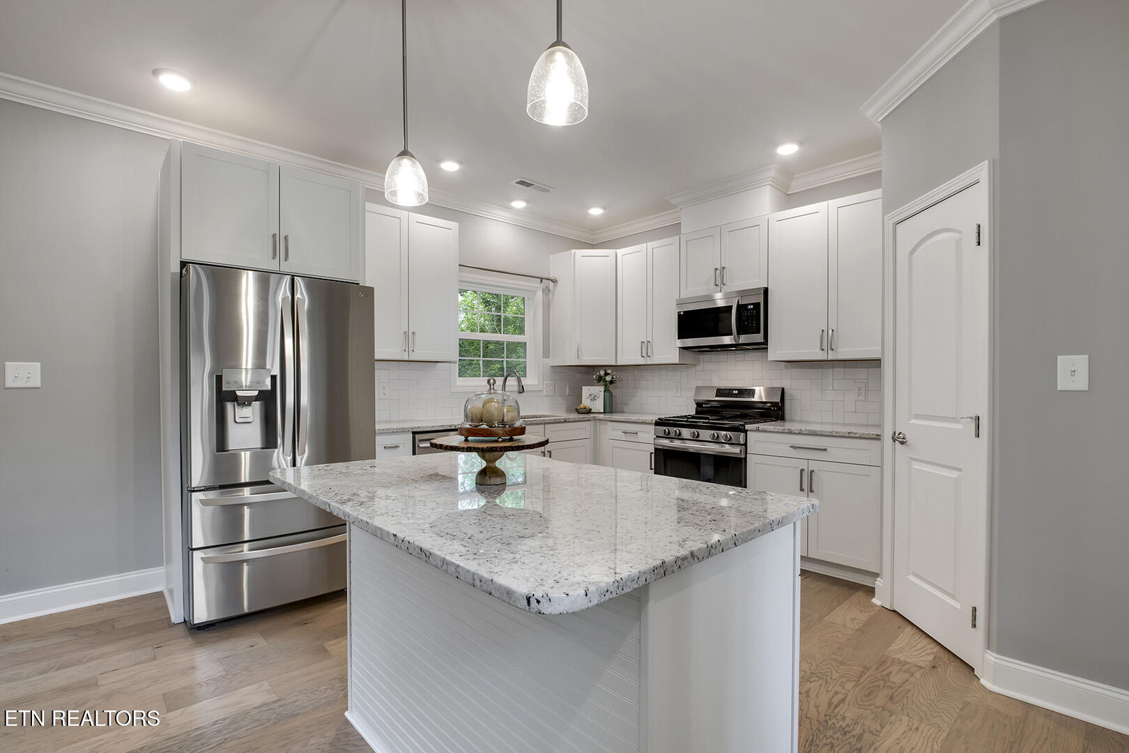 3229 Oakwood Hills Lane Knoxville TN 37931